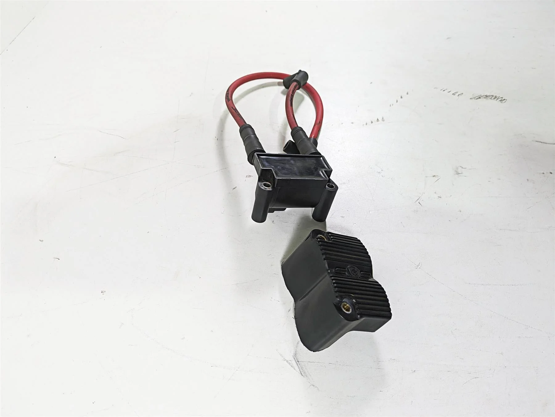 2017 Harley Dyna FXDB Street Bob Delphi Ignition Coil Wires Plug Set 31696-07A - Image 2