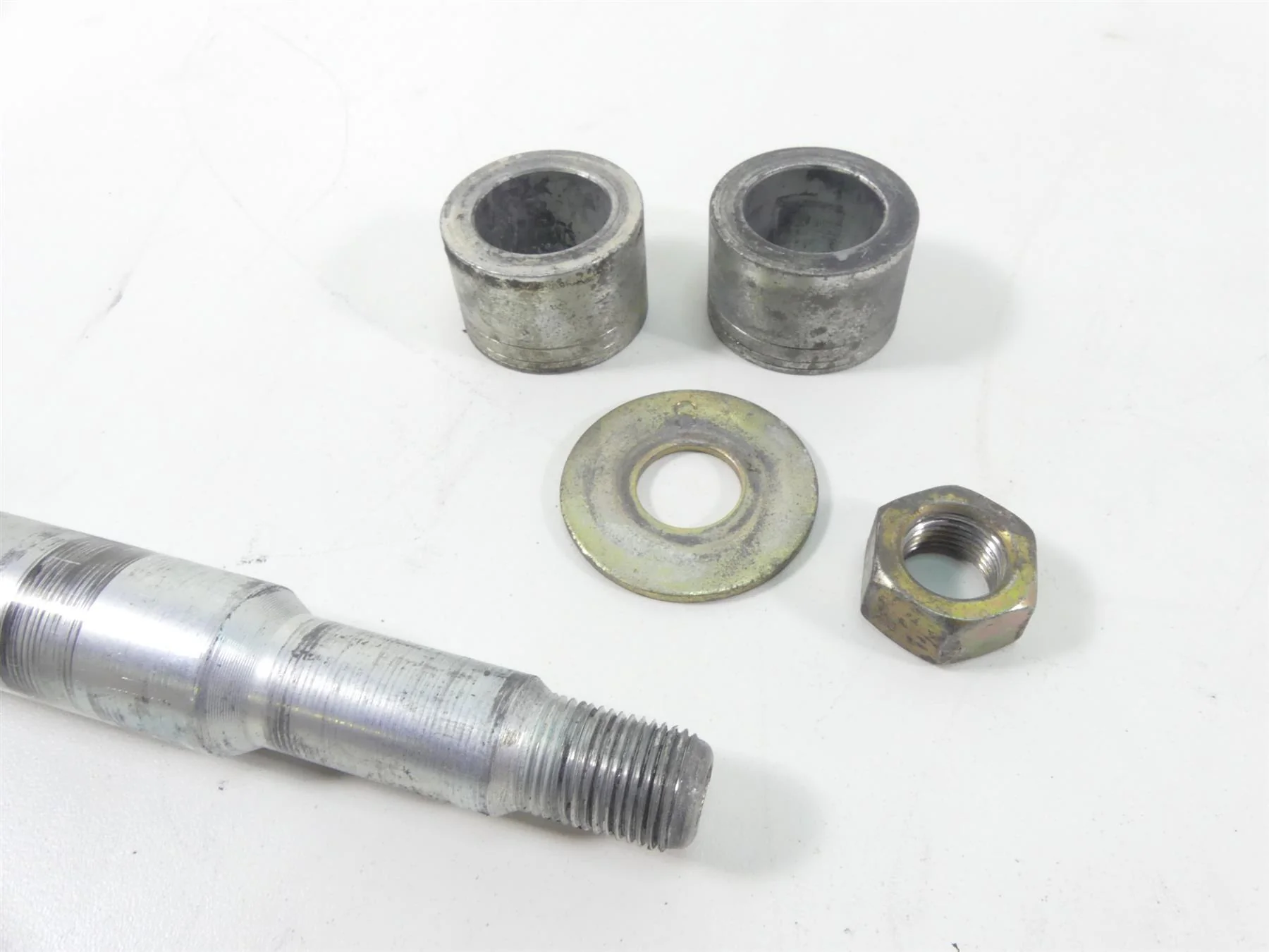 2017 Harley Dyna FXDB Street Bob Front 25mm Wheel Spindle  Axle 41628-08 - Image 8