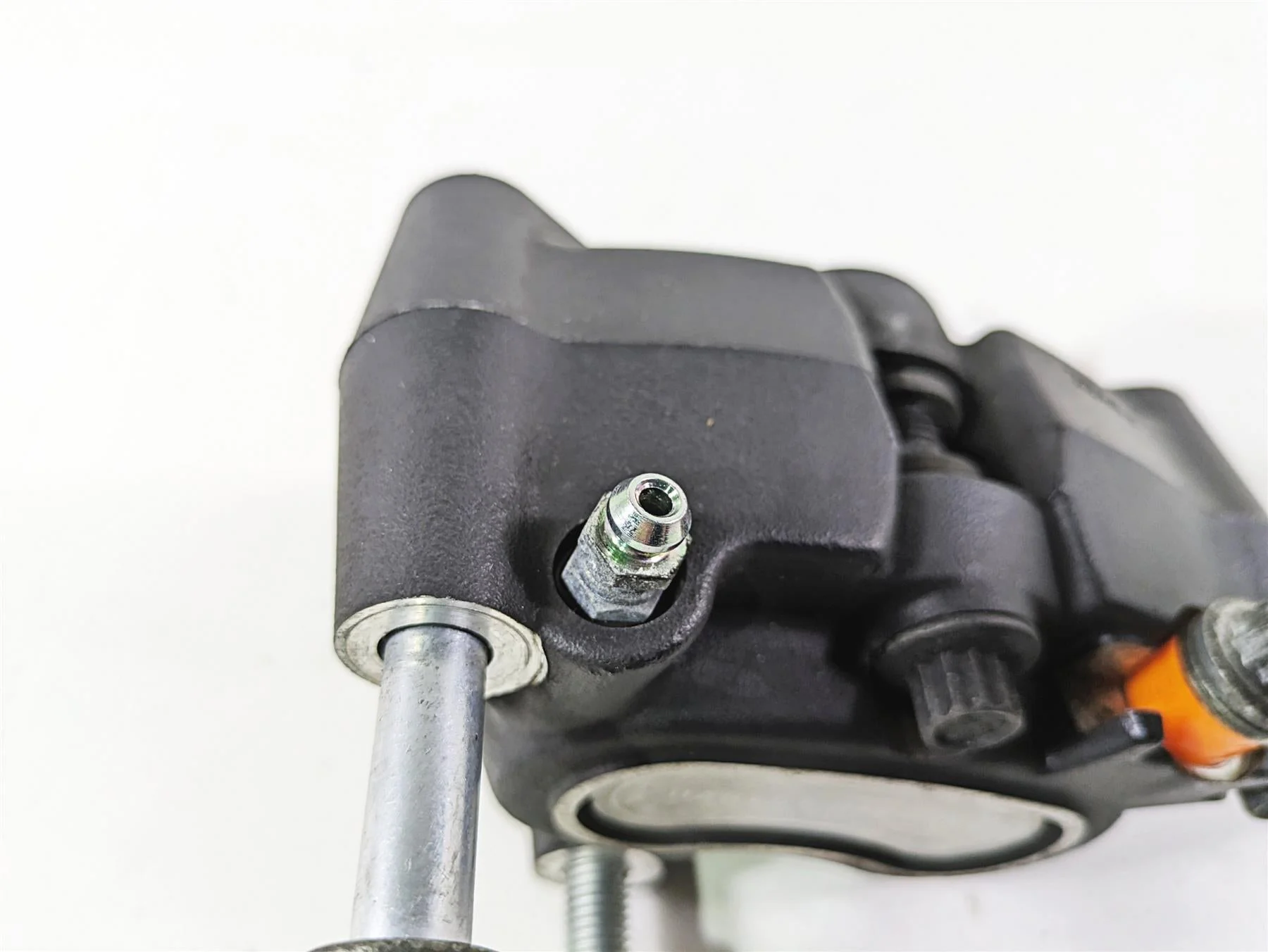 2017 Harley Dyna FXDB Street Bob Front Brake Caliper 41300001 - Image 3