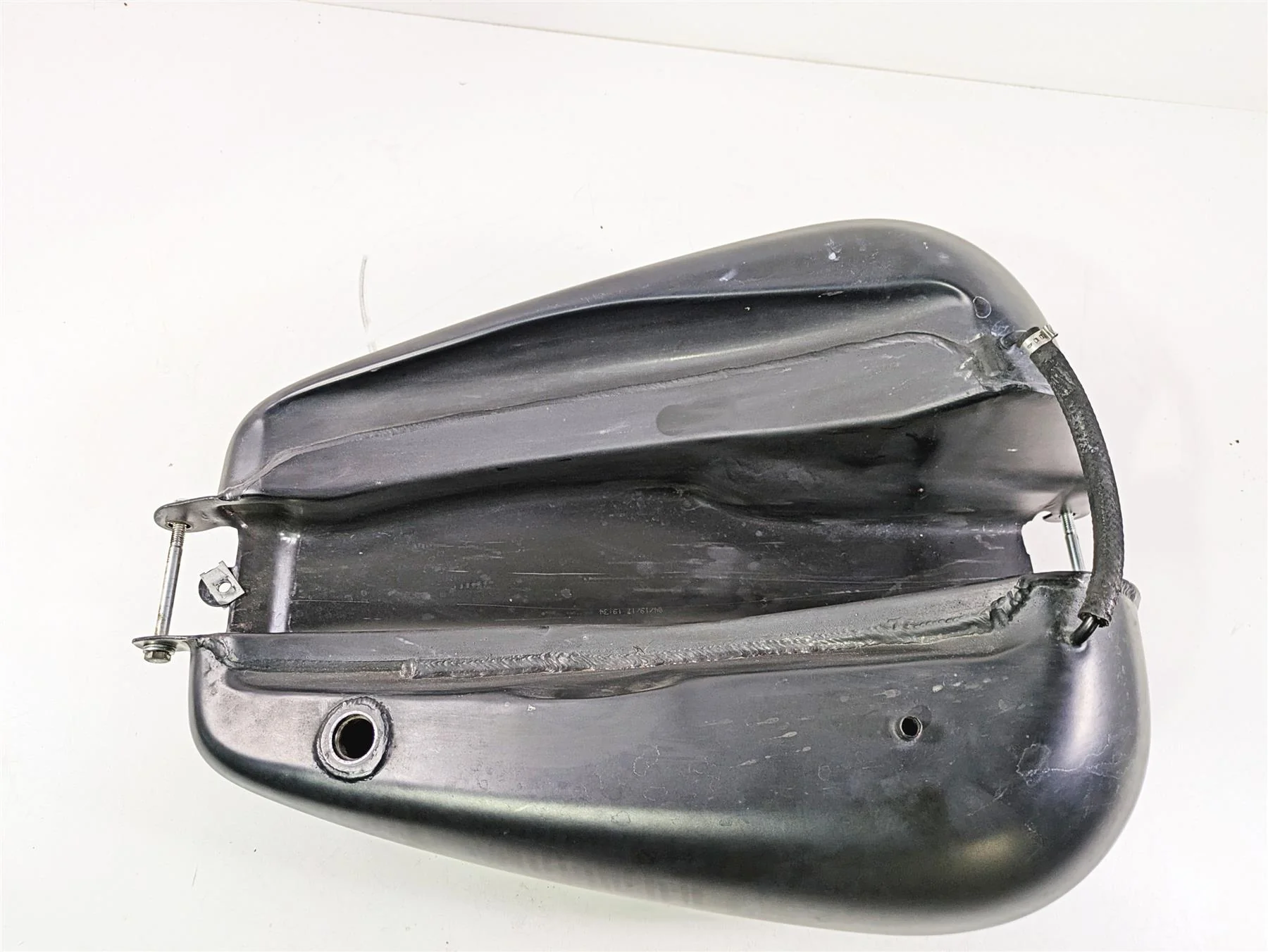 2017 Harley Dyna FXDB Street Bob Fuel Gas Petrol Tank Black Denim -Read 61000707 - Image 10