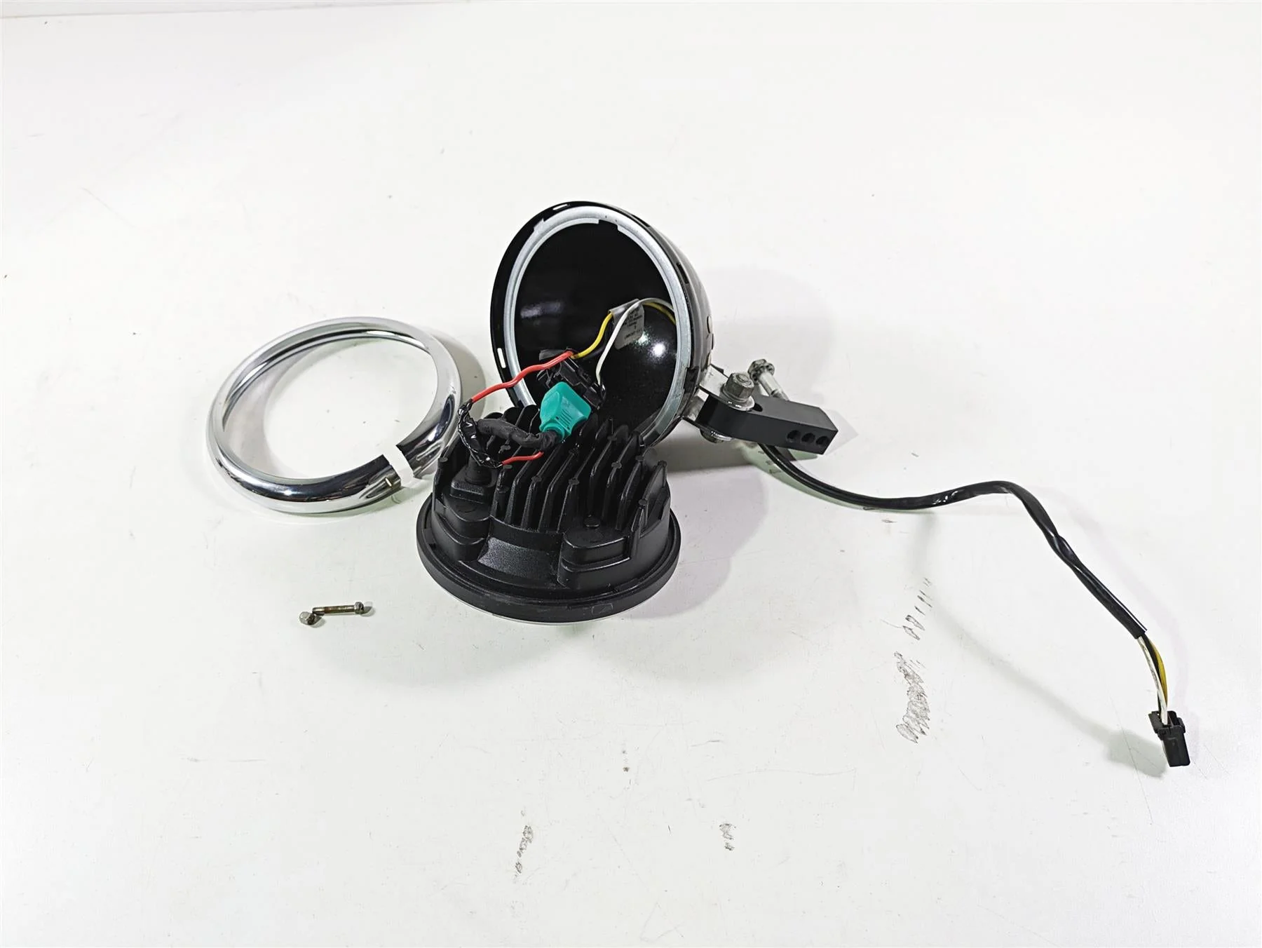 2017 Harley Dyna FXDB Street Bob Headlight Led Bulb Riser Bracket 68297-05A - Image 11