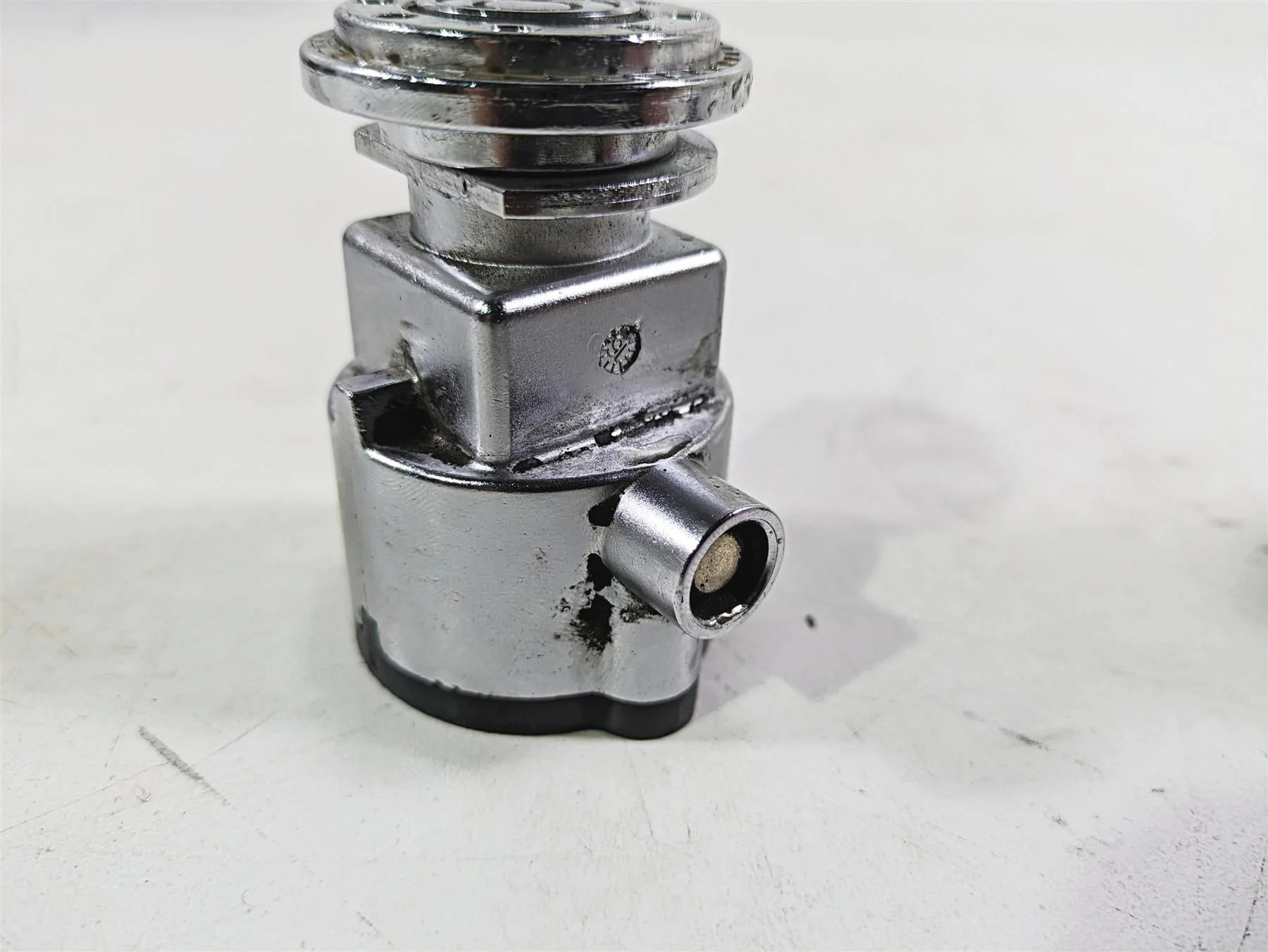 2017 Harley Dyna FXDB Street Bob Ignition Switch No Key Unlocked : VIN 71430-12 - Image 10