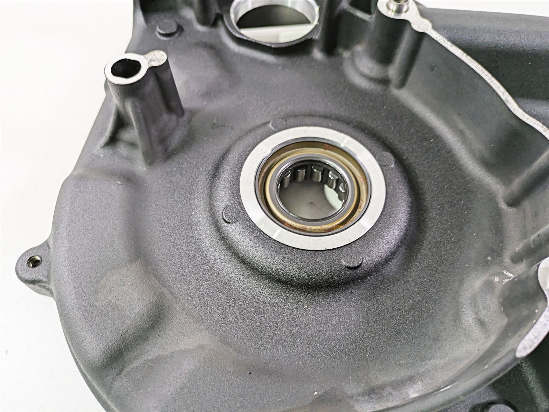 2017 Harley Dyna FXDB Street Bob Inner Primary Drive Clutch Cover 60681-06C - Image 5