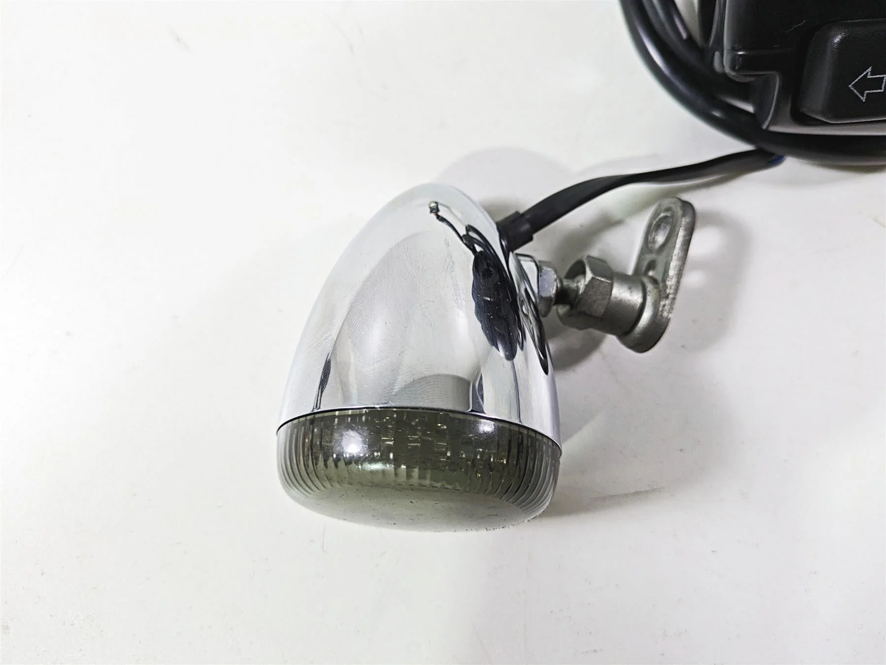 2017 Harley Dyna FXDB Street Bob Left Control Switch & Blinker -READ 71500372A - Image 7