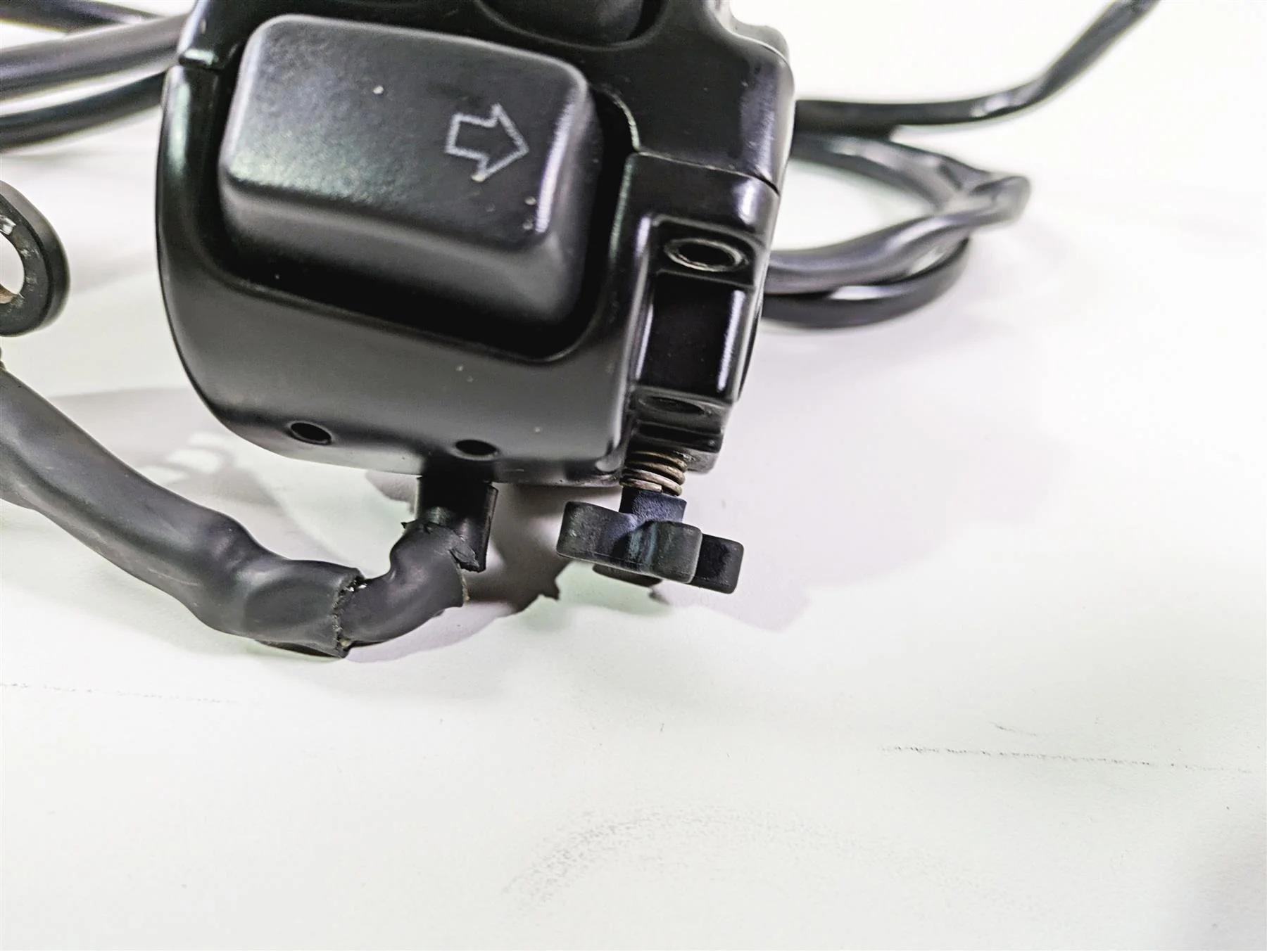 2017 Harley Dyna FXDB Street Bob Left Right Control Switch Set 71500372A - Image 8