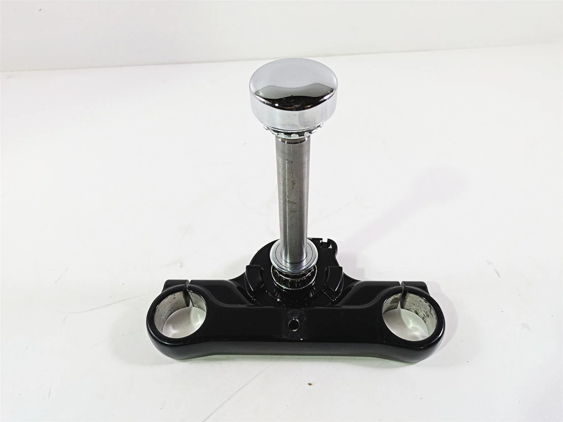 2017 Harley Dyna FXDB Street Bob Lower Triple Tree Clamp 49mm - Read 45900041