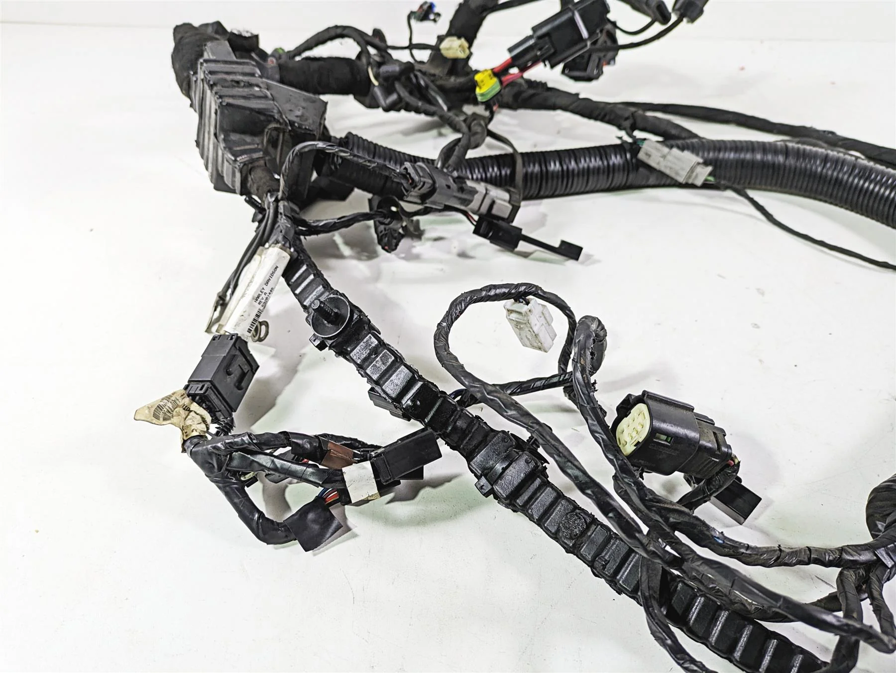 2017 Harley Dyna FXDB Street Bob Main Wiring Harness Loom - NON Abs 71072-12A - Image 4