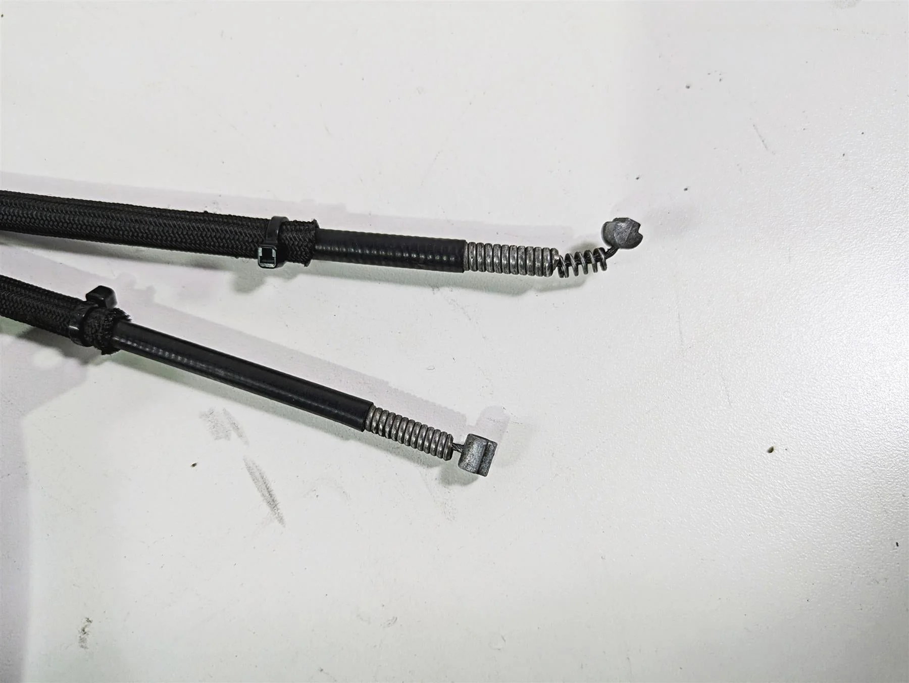 2017 Harley Dyna FXDB Street Bob Oem Brake Line & 10" Throttle Cables 45112-08A - Image 5