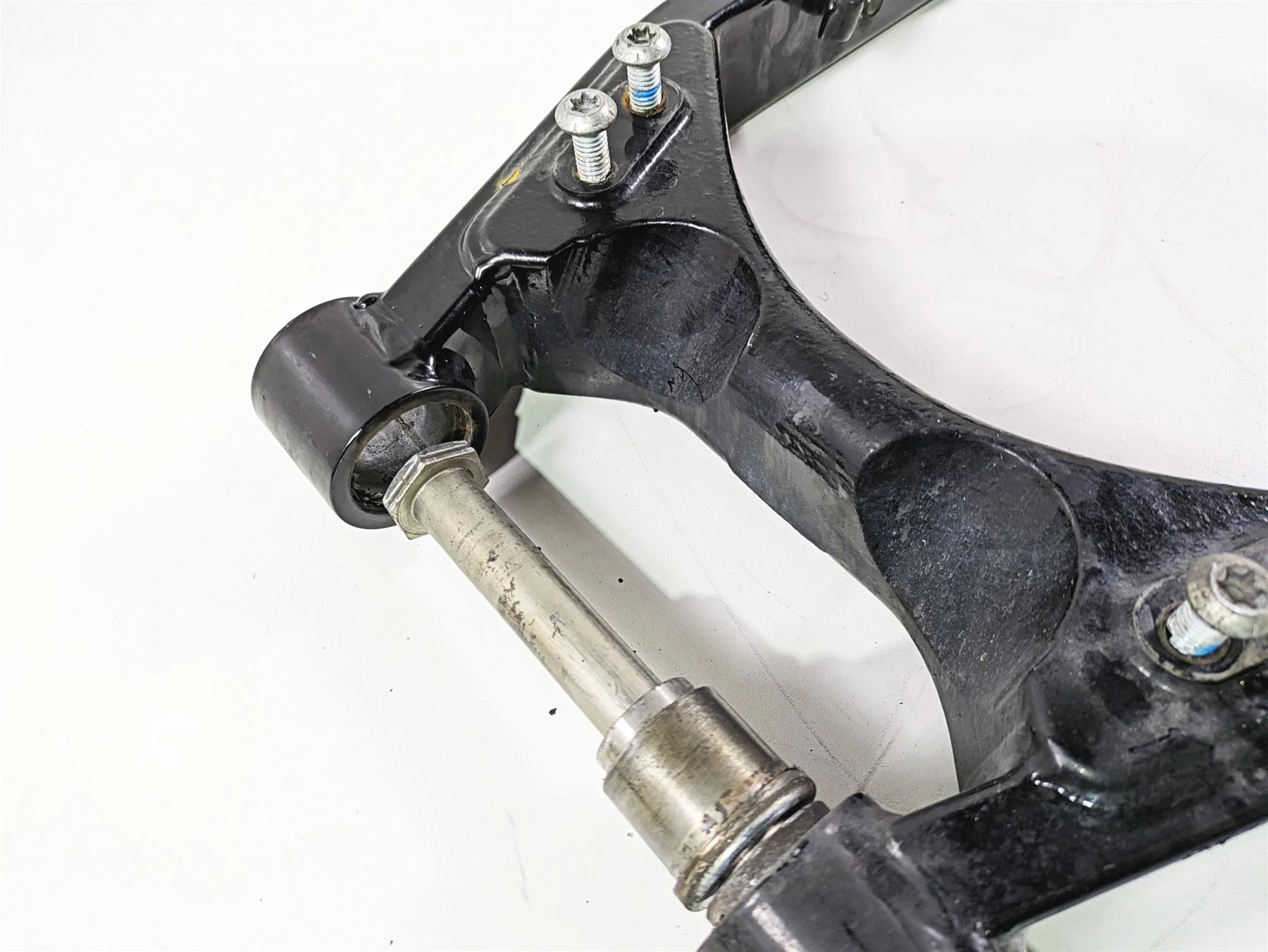 2017 Harley Dyna FXDB Street Bob Rear Swingarm Suspension 47820-10 - Image 12