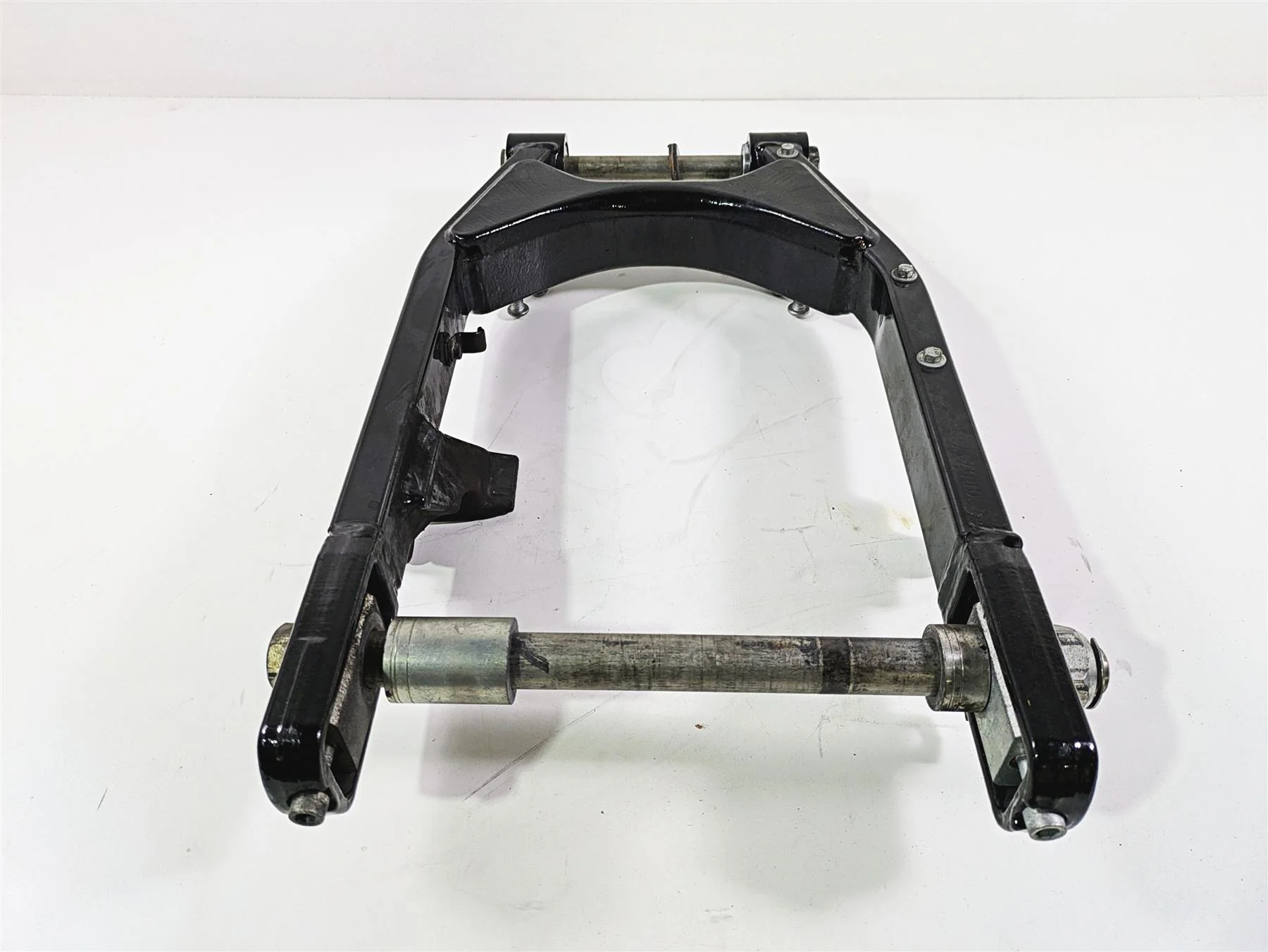 2017 Harley Dyna FXDB Street Bob Rear Swingarm Suspension 47820-10 - Image 2