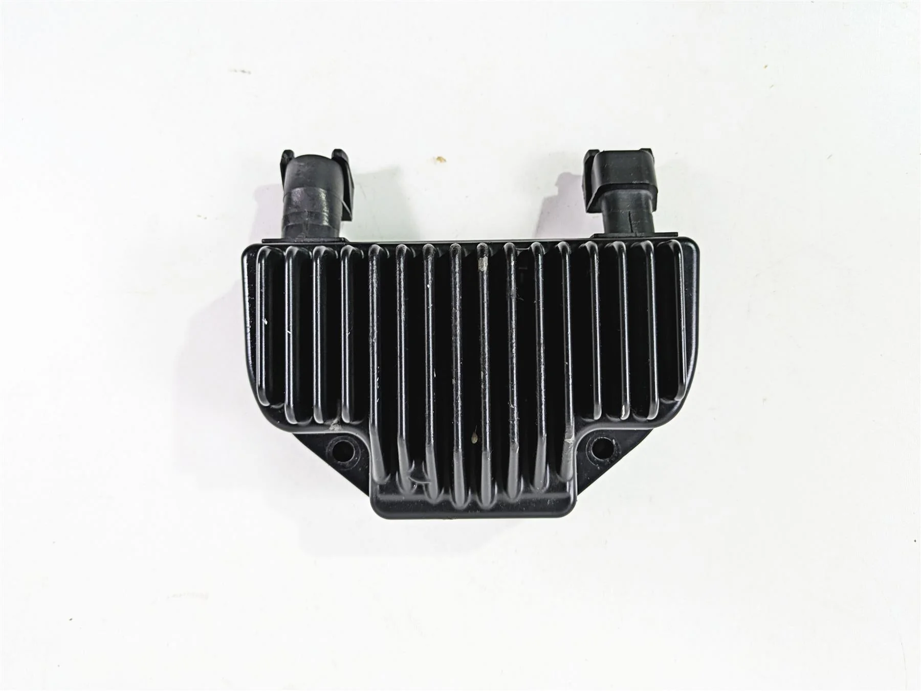 2017 Harley Dyna FXDB Street Bob Rectifier Voltage Regulator 74631-08A - Image 5