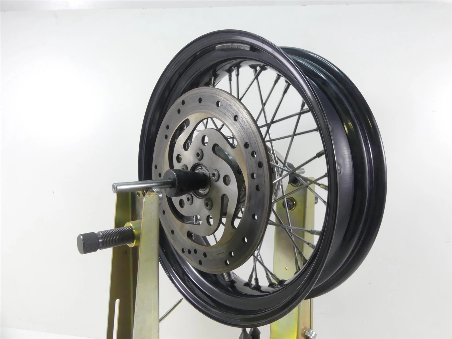 2017 Harley Dyna FXDB Street Bob Straight Rear Wheel Rim 17x4.5 -Read 41430-09 - Image 4