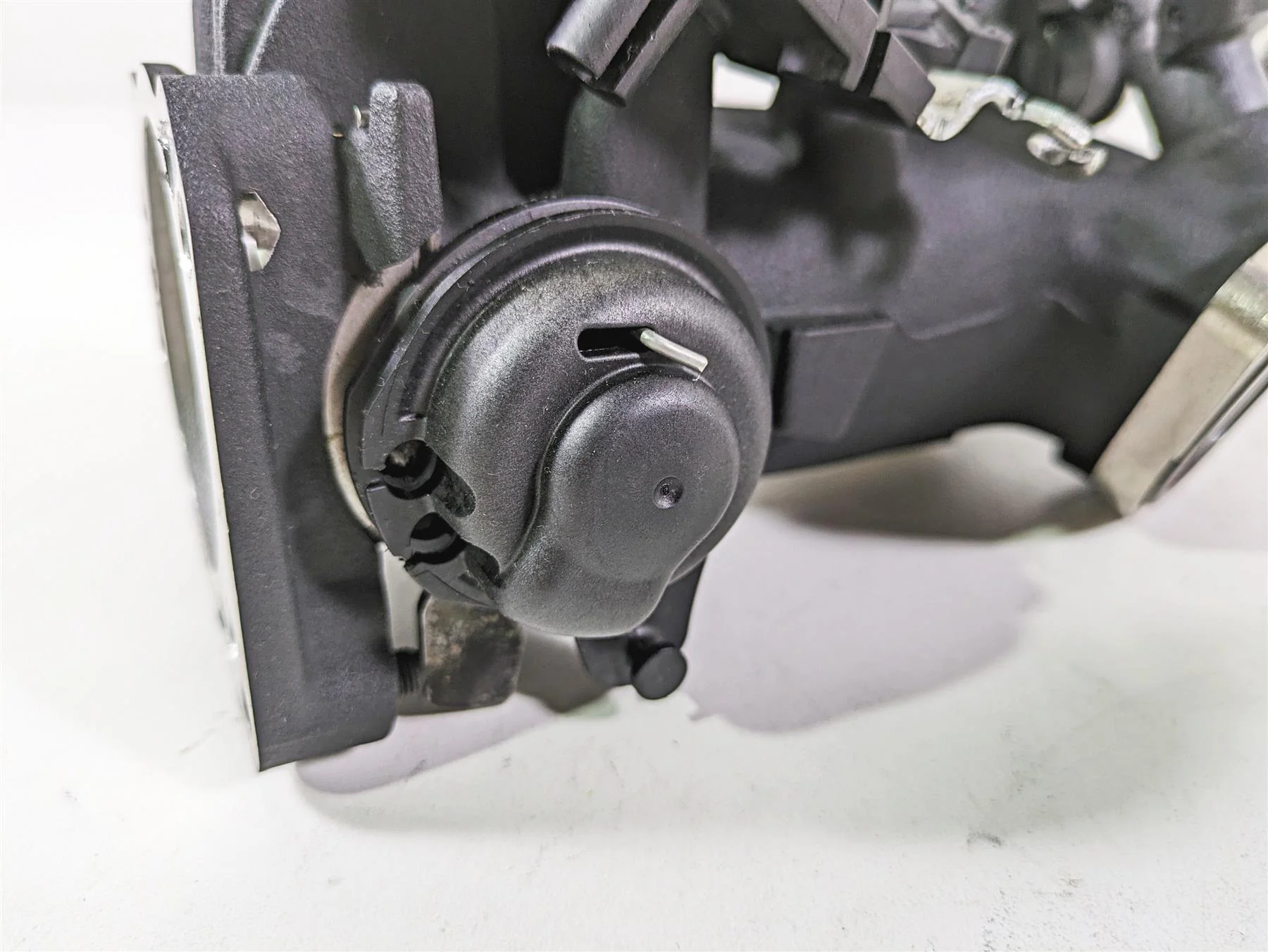 2017 Harley Dyna FXDB Street Bob Throttle Body Fuel Injection 27708-10A - Image 10