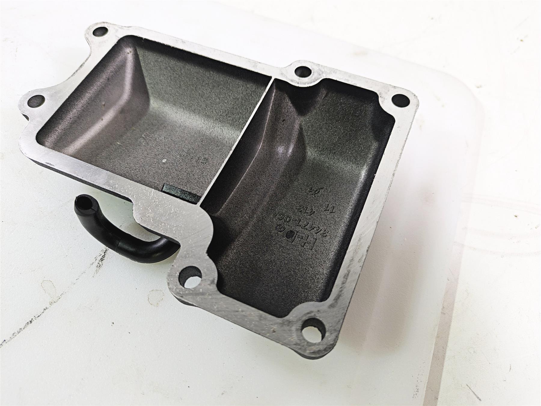 2017 Harley Dyna FXDB Street Bob Upper Wrinkle Black Transmission Cover 34471-06A - Image 12