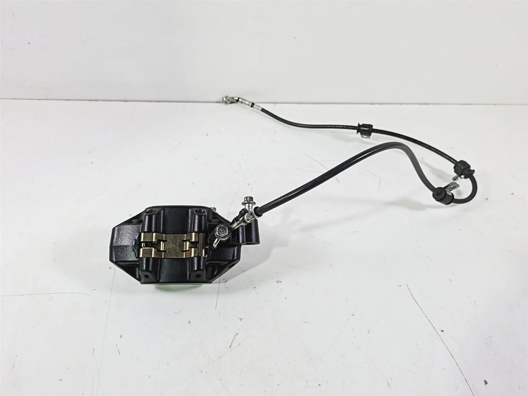 2017 Harley FLS Softail Slim Front Brake Caliper + Line Hose 41300095 - Image 11