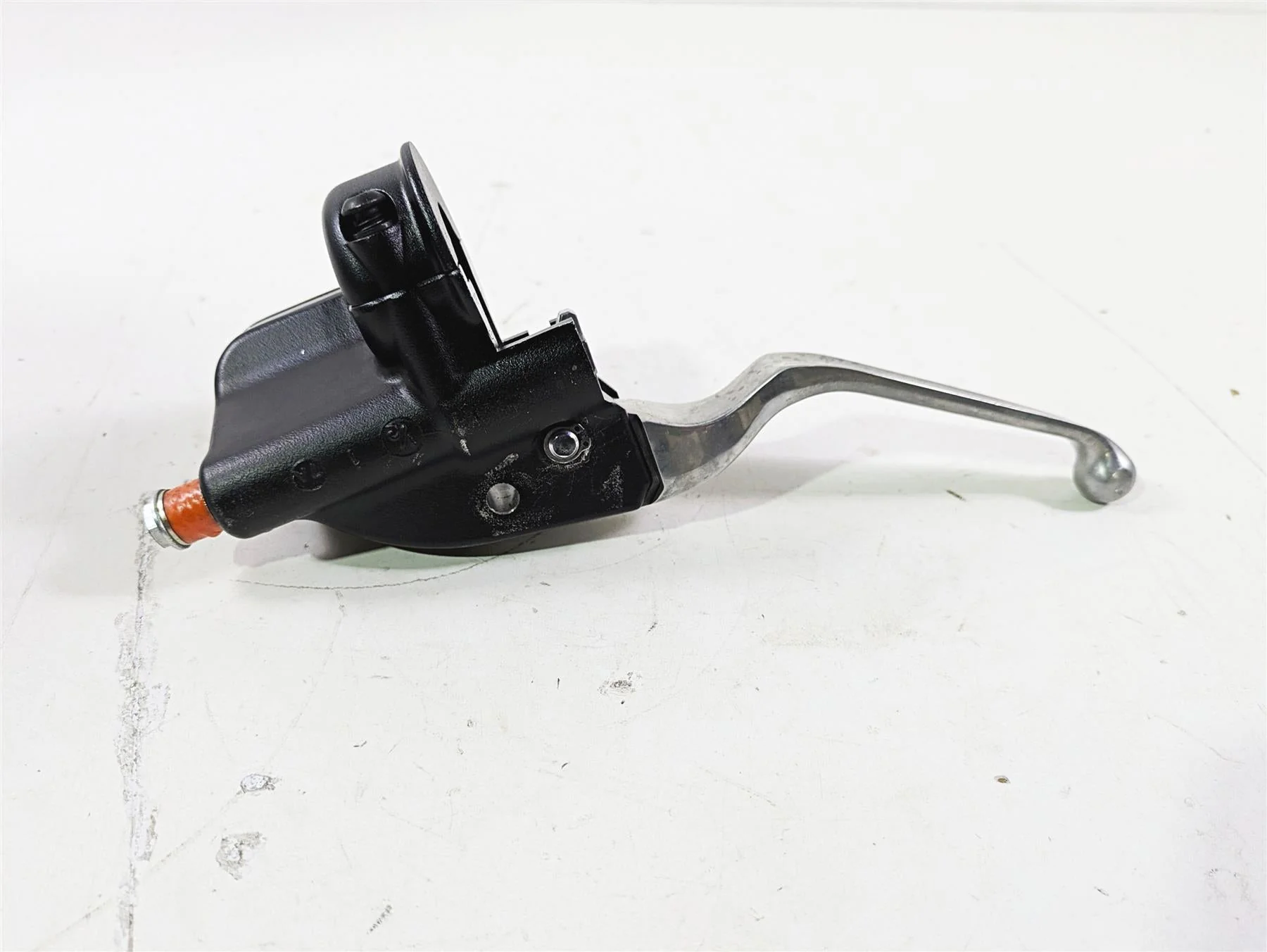 2017 Harley FLS Softail Slim Front Brake Master Cylinder 1/2" 41700233 - Image 9