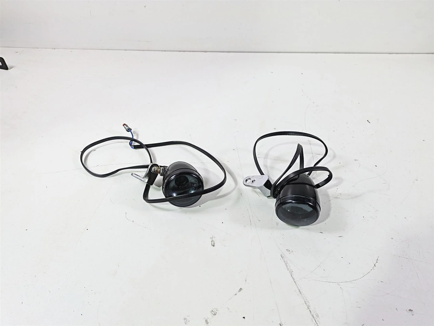 2017 Harley FLS Softail Slim Front Smoked Blinker Turn Signal Set -Read 67800523 - Image 2