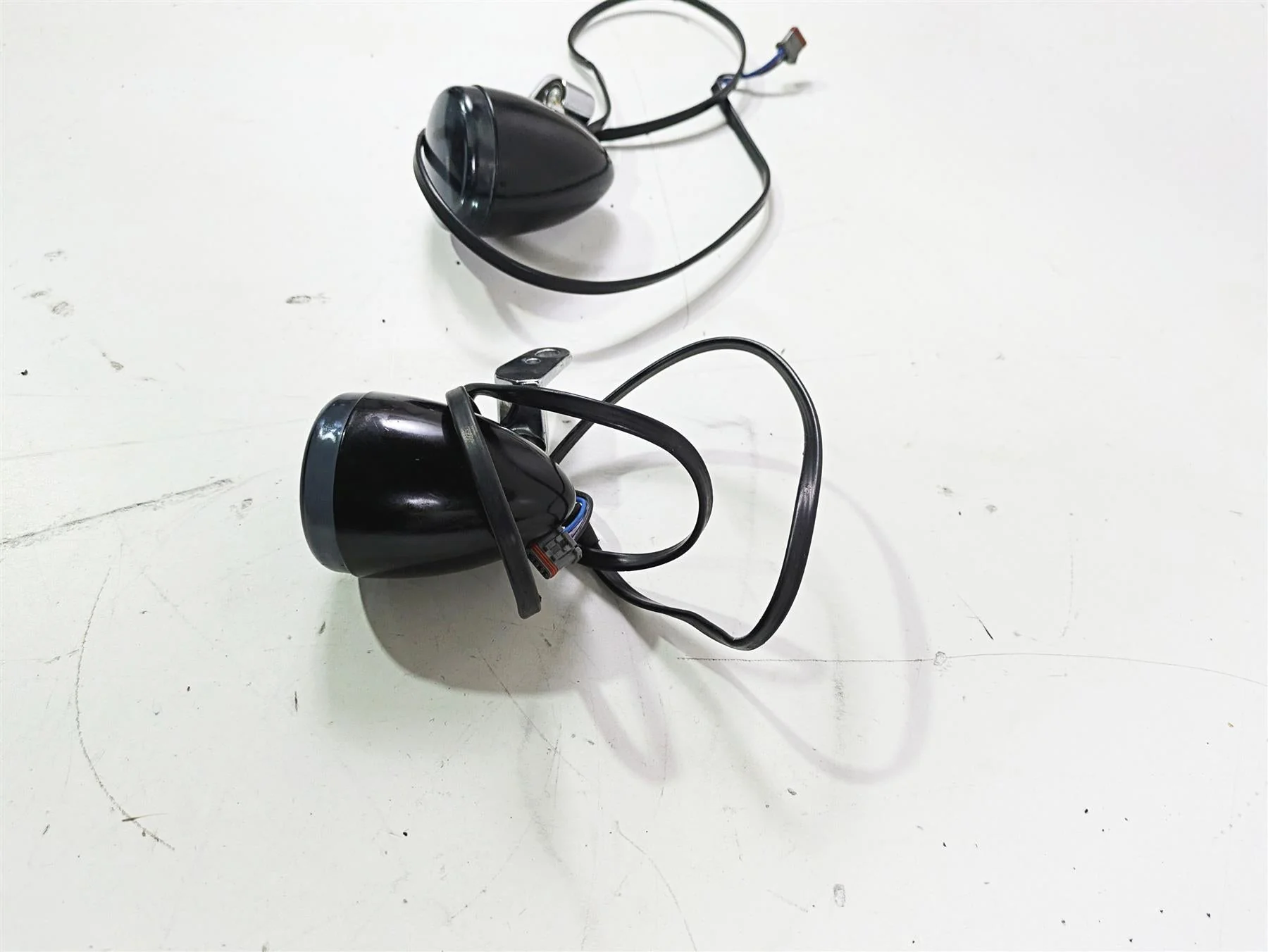 2017 Harley FLS Softail Slim Front Smoked Blinker Turn Signal Set -Read 67800523 - Image 4