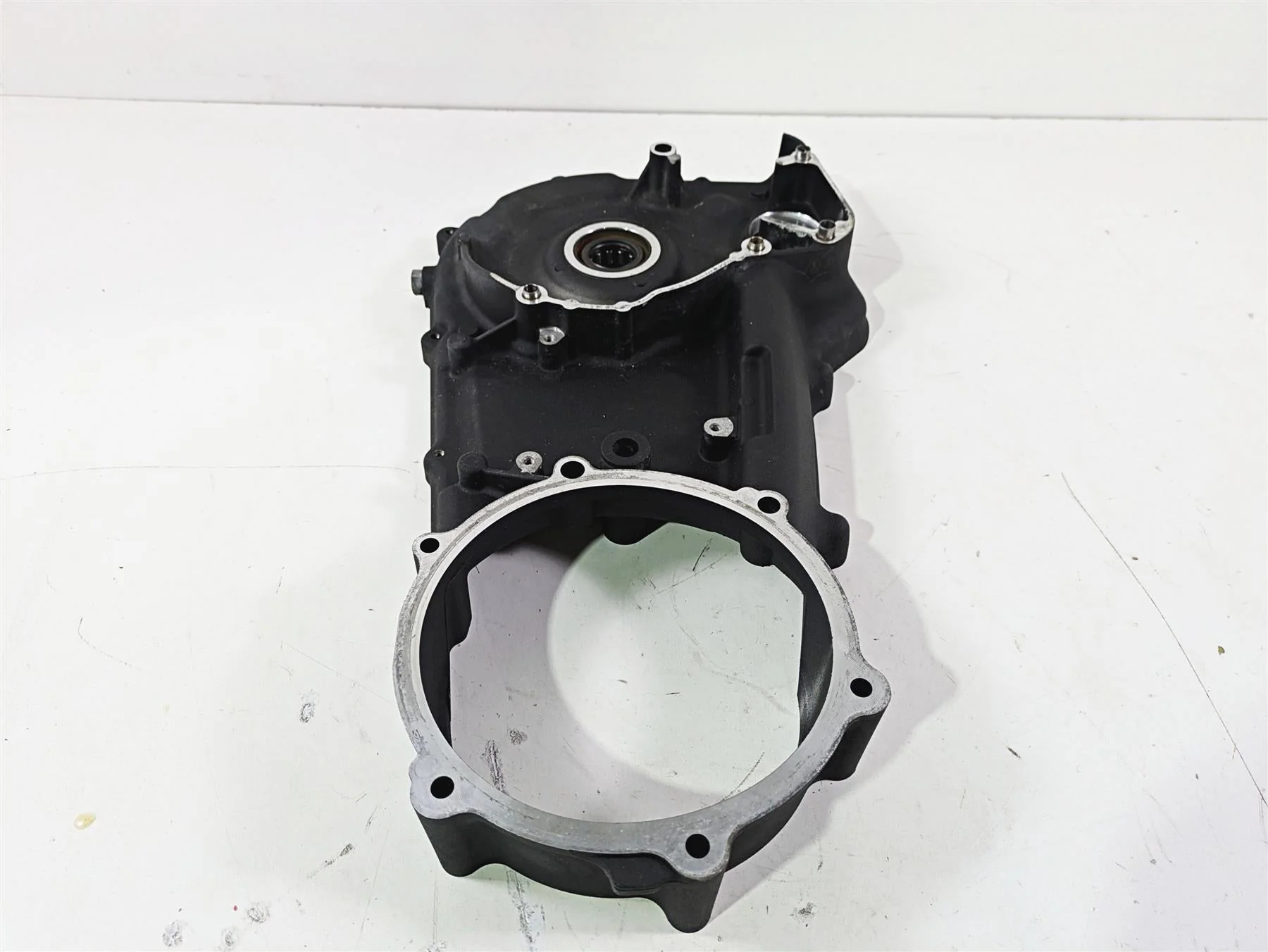 2017 Harley FLS Softail Slim Inner Primary Drive Clutch Cover 60681-06C - Image 2