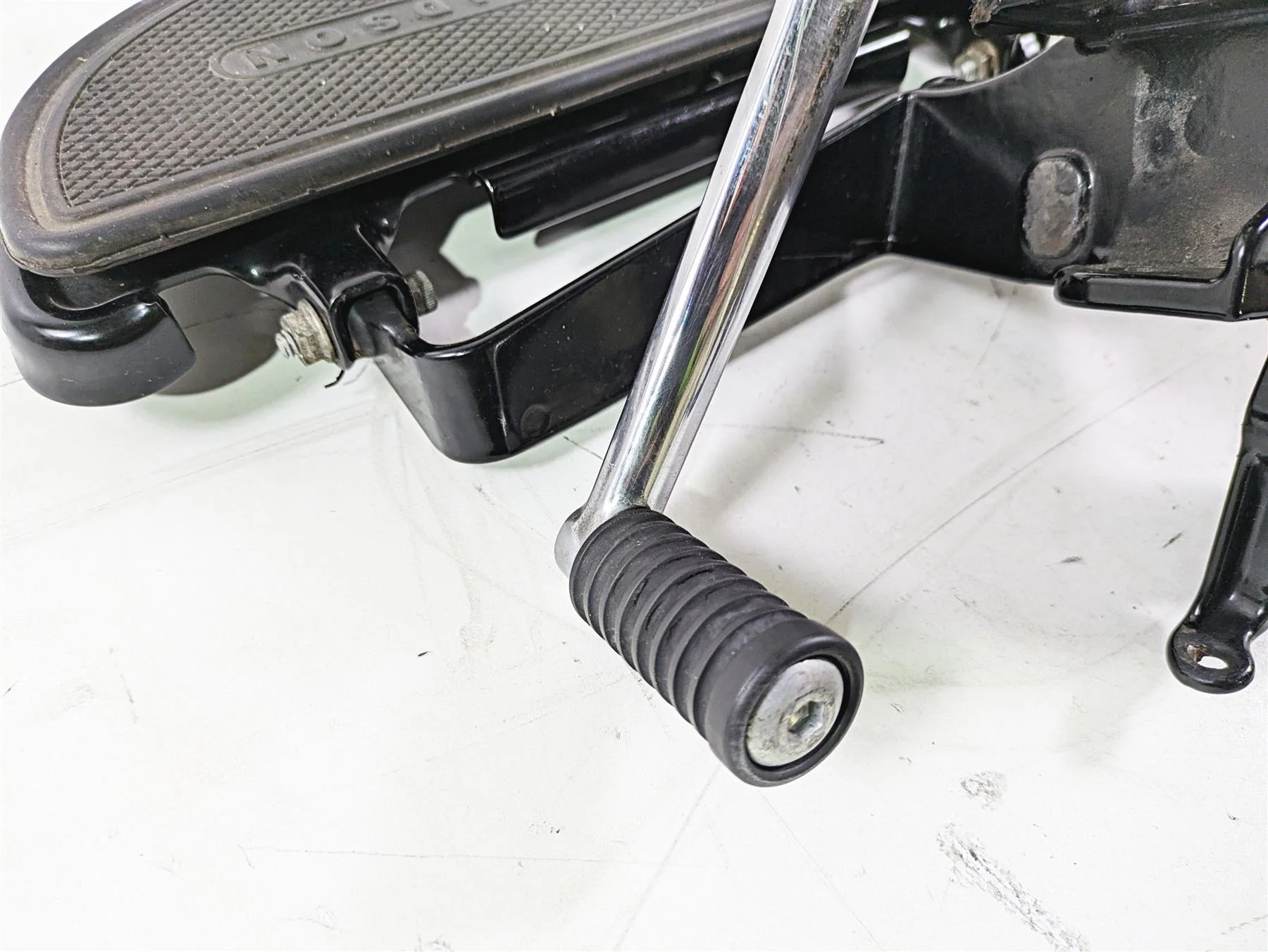 2017 Harley FLS Softail Slim Left Front Floorboard & Shifter 33630-07A 33895-82E - Image 6