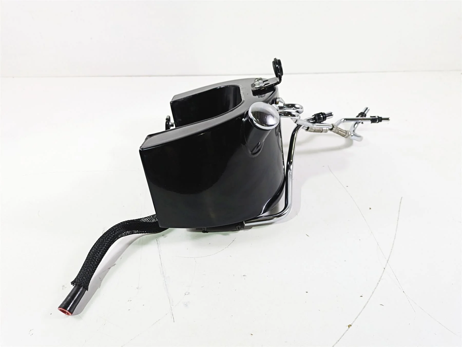 2017 Harley FLS Softail Slim Oil Tank Reservoir + Hoses Lines Set 62492-01A