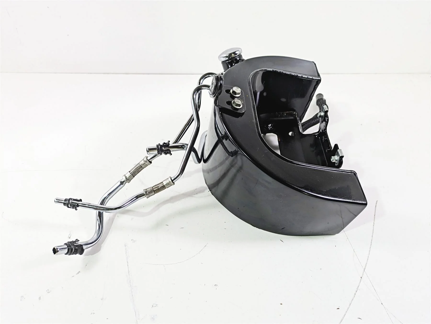 2017 Harley FLS Softail Slim Oil Tank Reservoir + Hoses Lines Set 62492-01A - Image 3