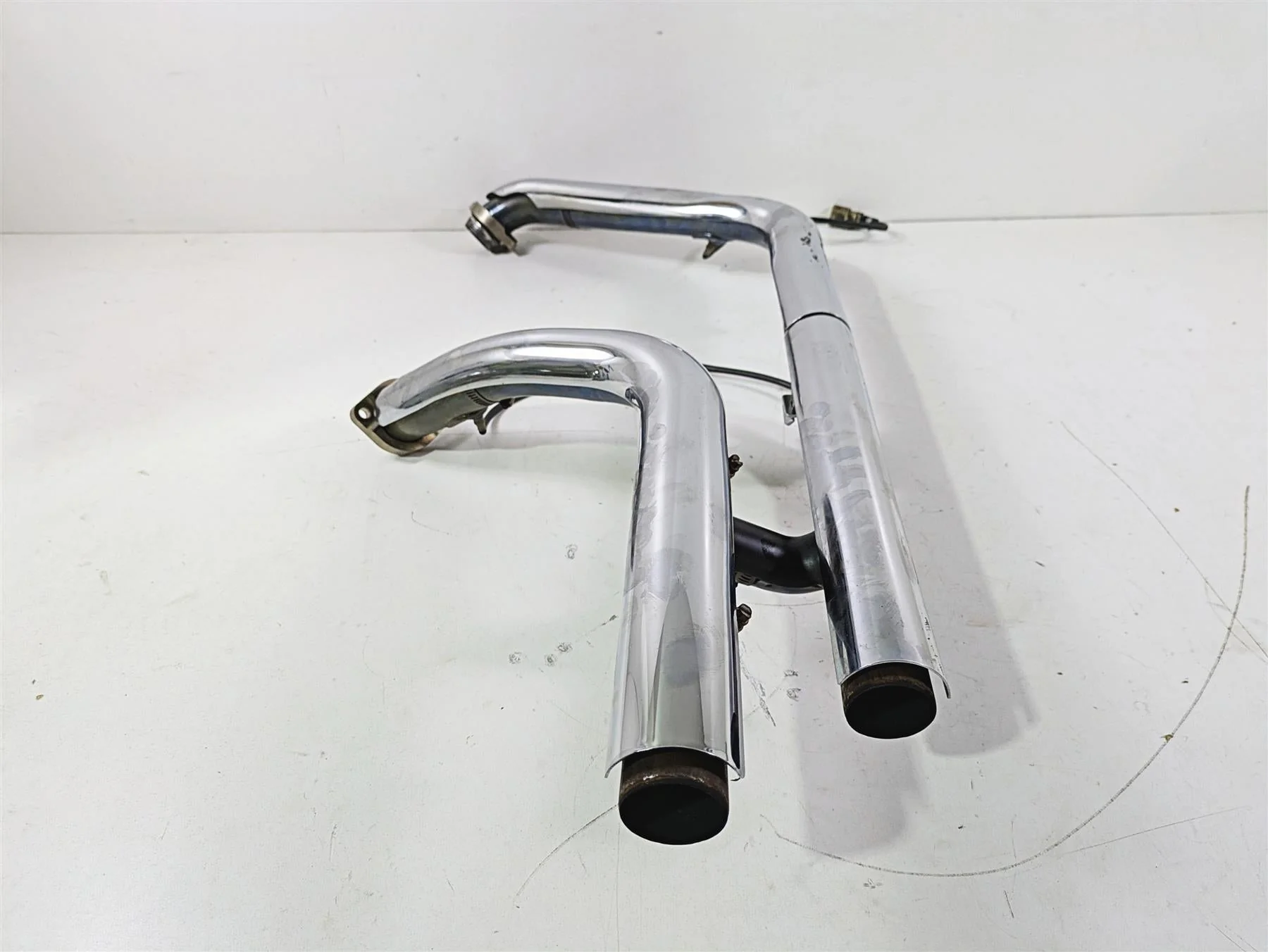 2017 Harley FLS Softail Slim Stock Header Manifold Heat Shield Set Read 65600196 - Image 3