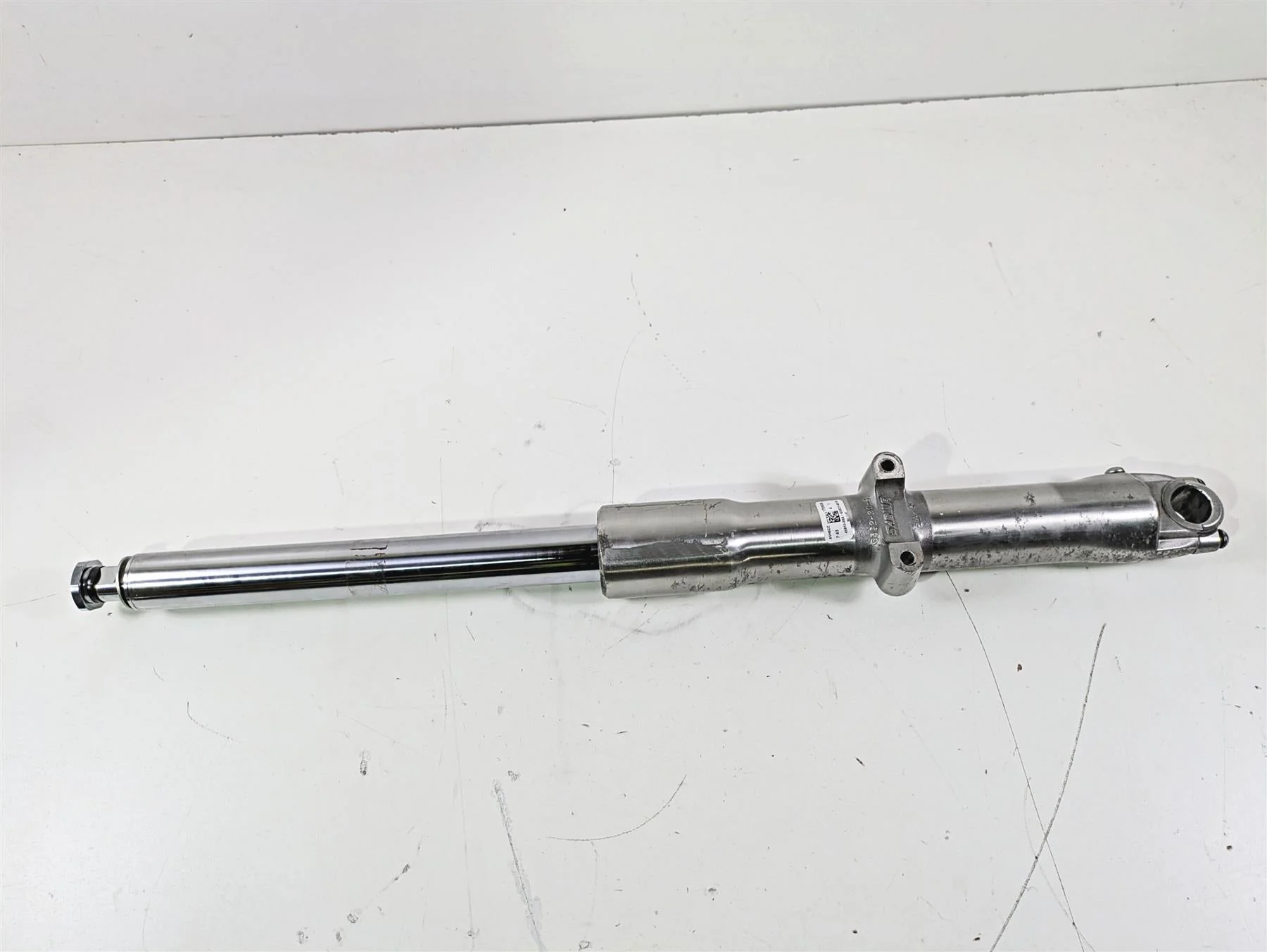 2017 Harley FLS Softail Slim Straight Right Showa Front Fork Leg 45915-08A - Image 3