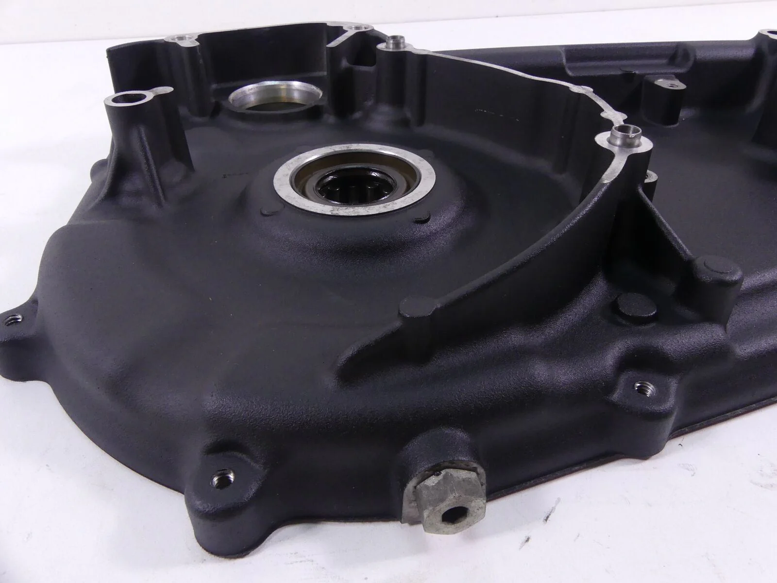 2017 Harley FXDLS 110 Dyna Low Rider Inner Primary Drive Clutch Cover 60681-06C - Image 11