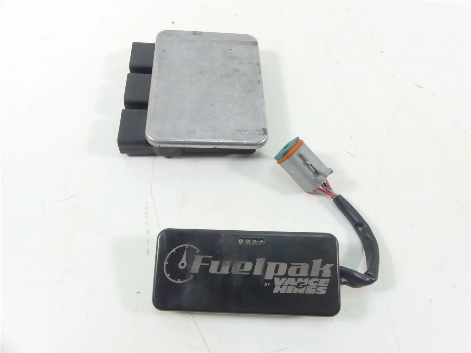 2017 Harley FXDLS Dyna Low Rider Cdi Ecu Ecm Engine Control Module + Vance Hines FP3 Fuelpak Set -Read 194380 201-125709 41000057 - Image 3