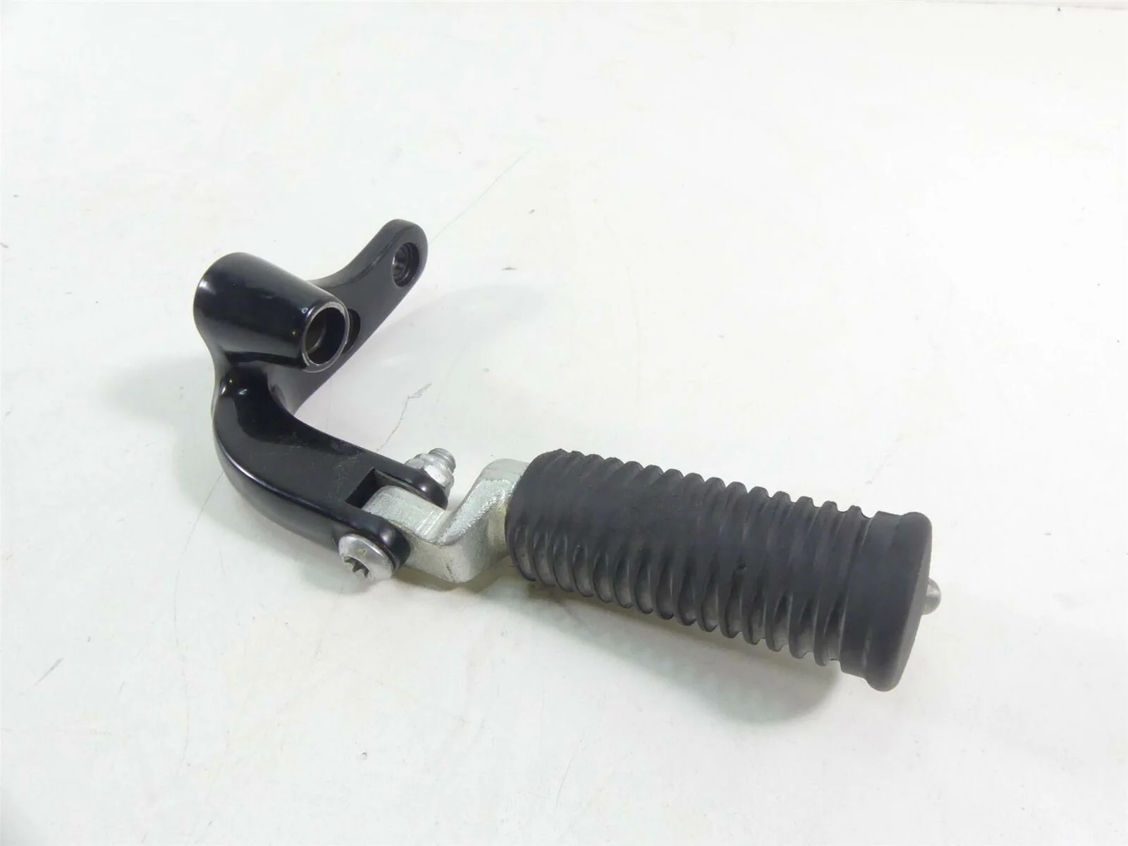 2017 Harley FXDLS Dyna Low Rider Left Front Forward Driver Footpeg 50500279 - Image 5