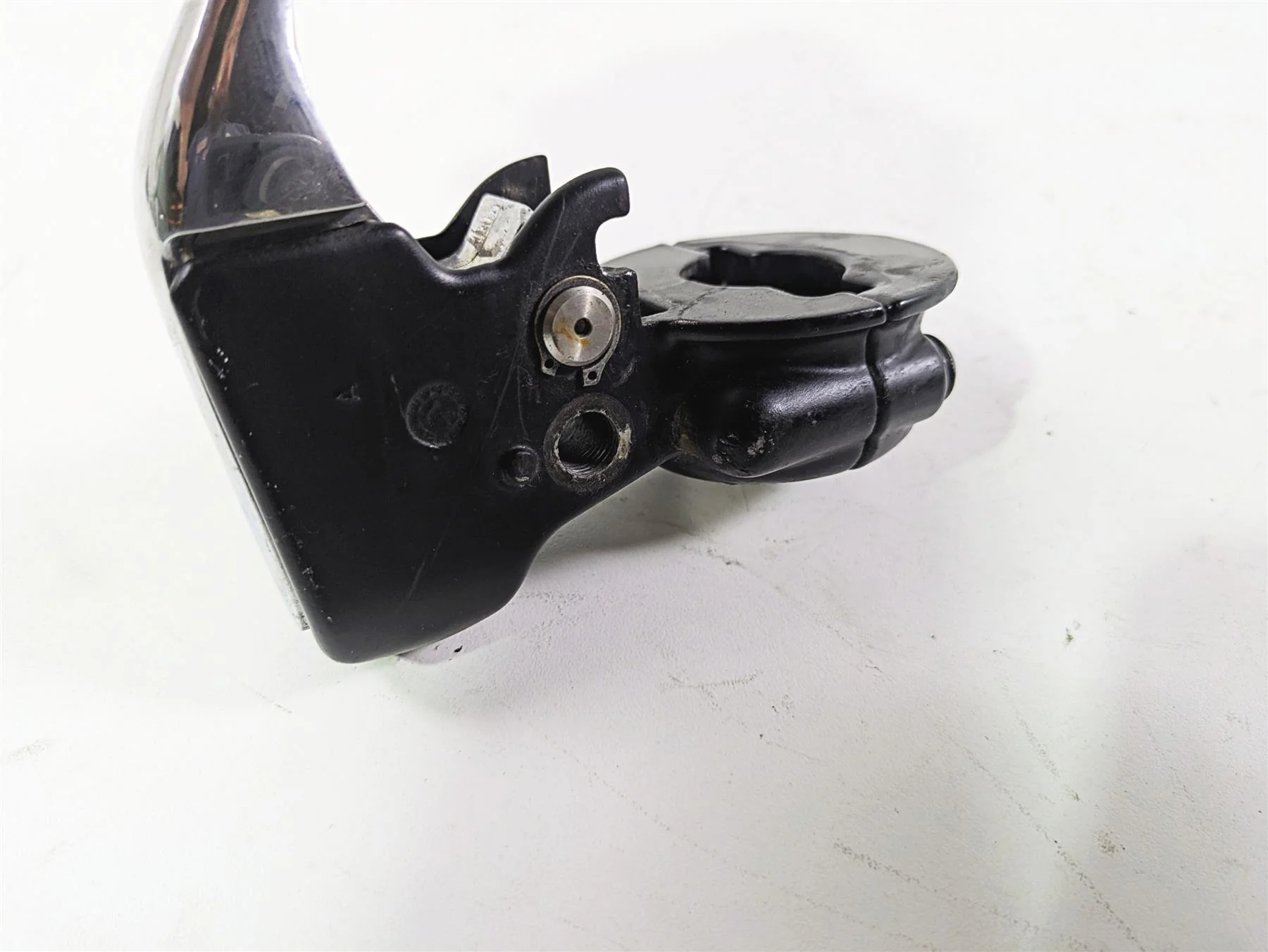 2017 Harley Softail Heritage Classic FLSTC Clutch Perch & Lever 38700-08A - Image 12