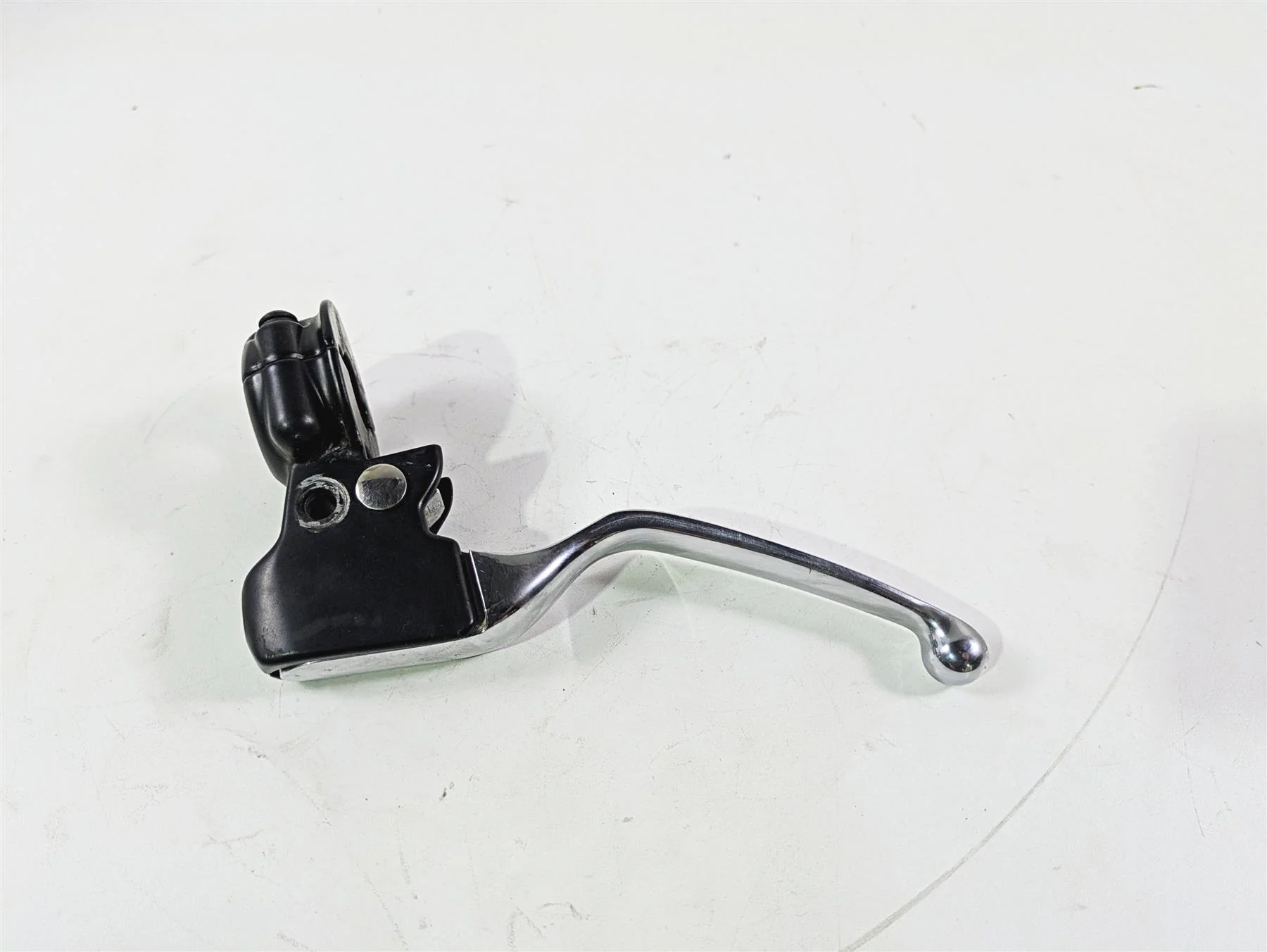 2017 Harley Softail Heritage Classic FLSTC Clutch Perch & Lever 38700-08A - Image 3