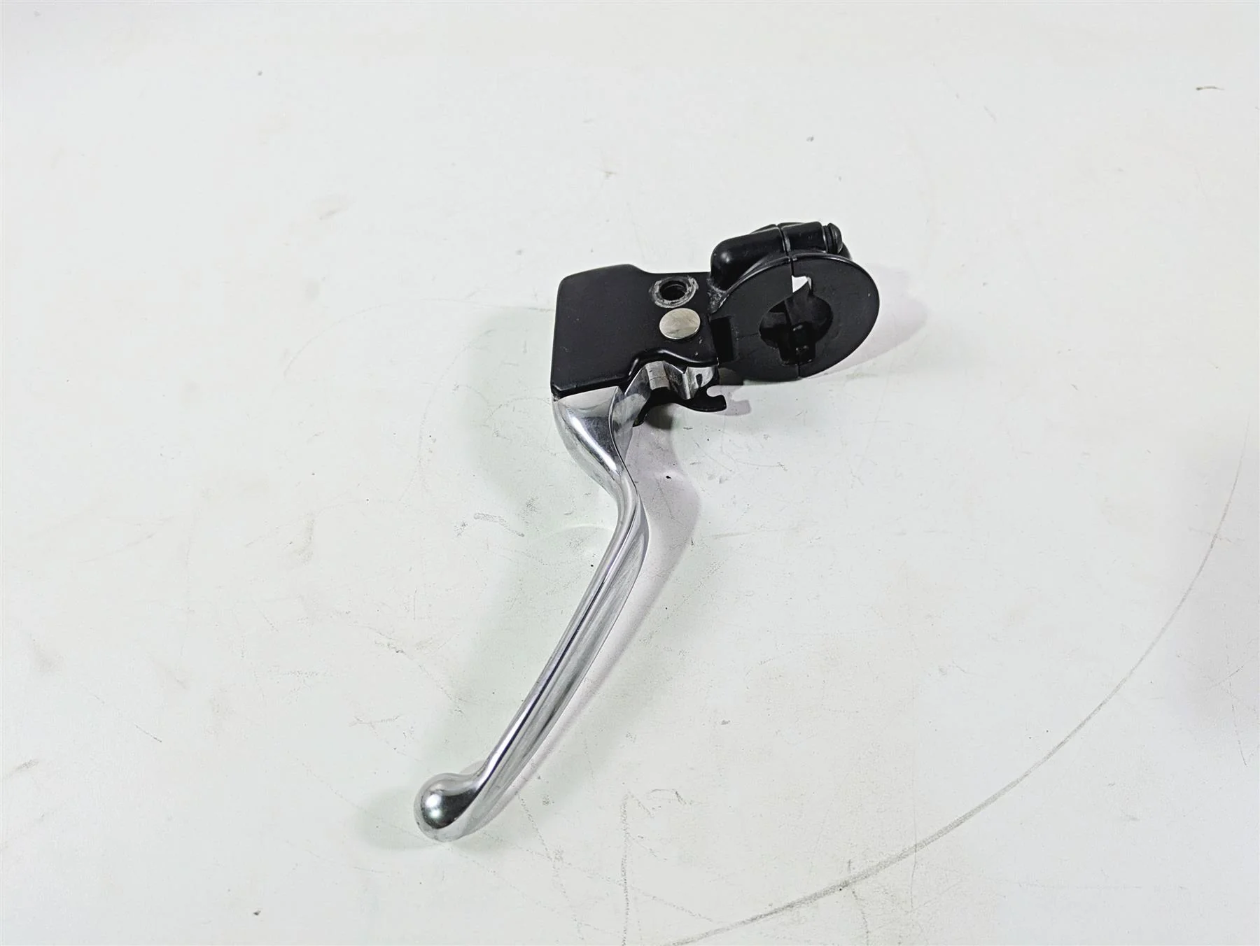 2017 Harley Softail Heritage Classic FLSTC Clutch Perch & Lever 38700-08A - Image 4