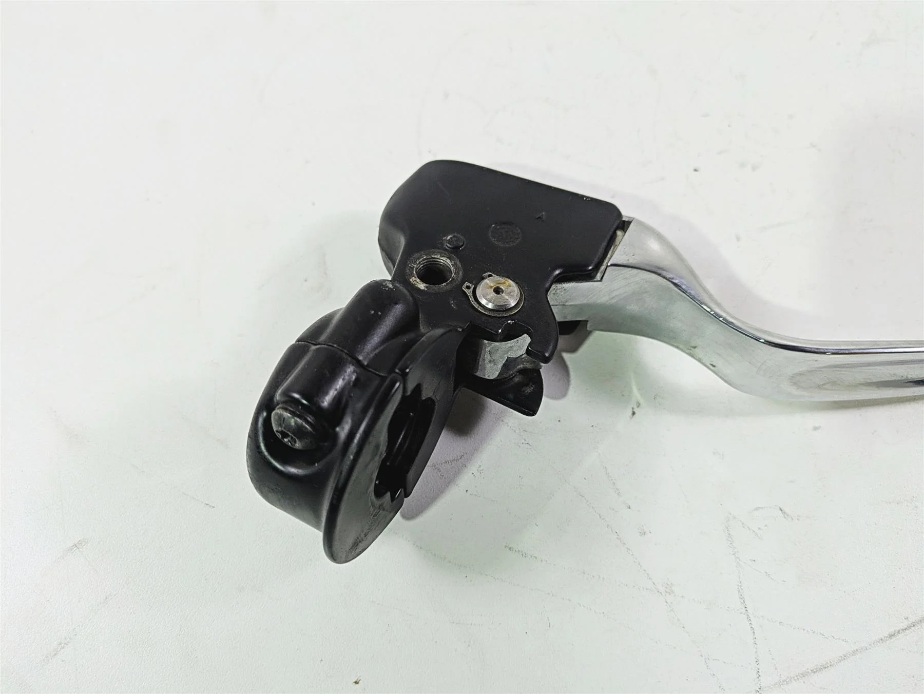 2017 Harley Softail Heritage Classic FLSTC Clutch Perch & Lever 38700-08A - Image 7
