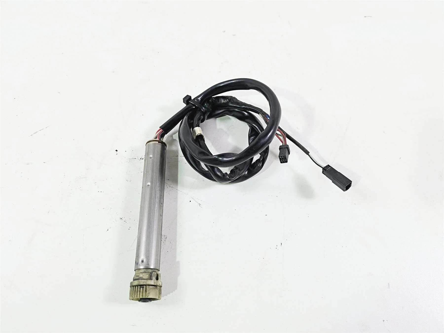 2017 Harley Softail Heritage Classic FLSTC Fly Ride By Wire Sensor 32700050A - Image 6
