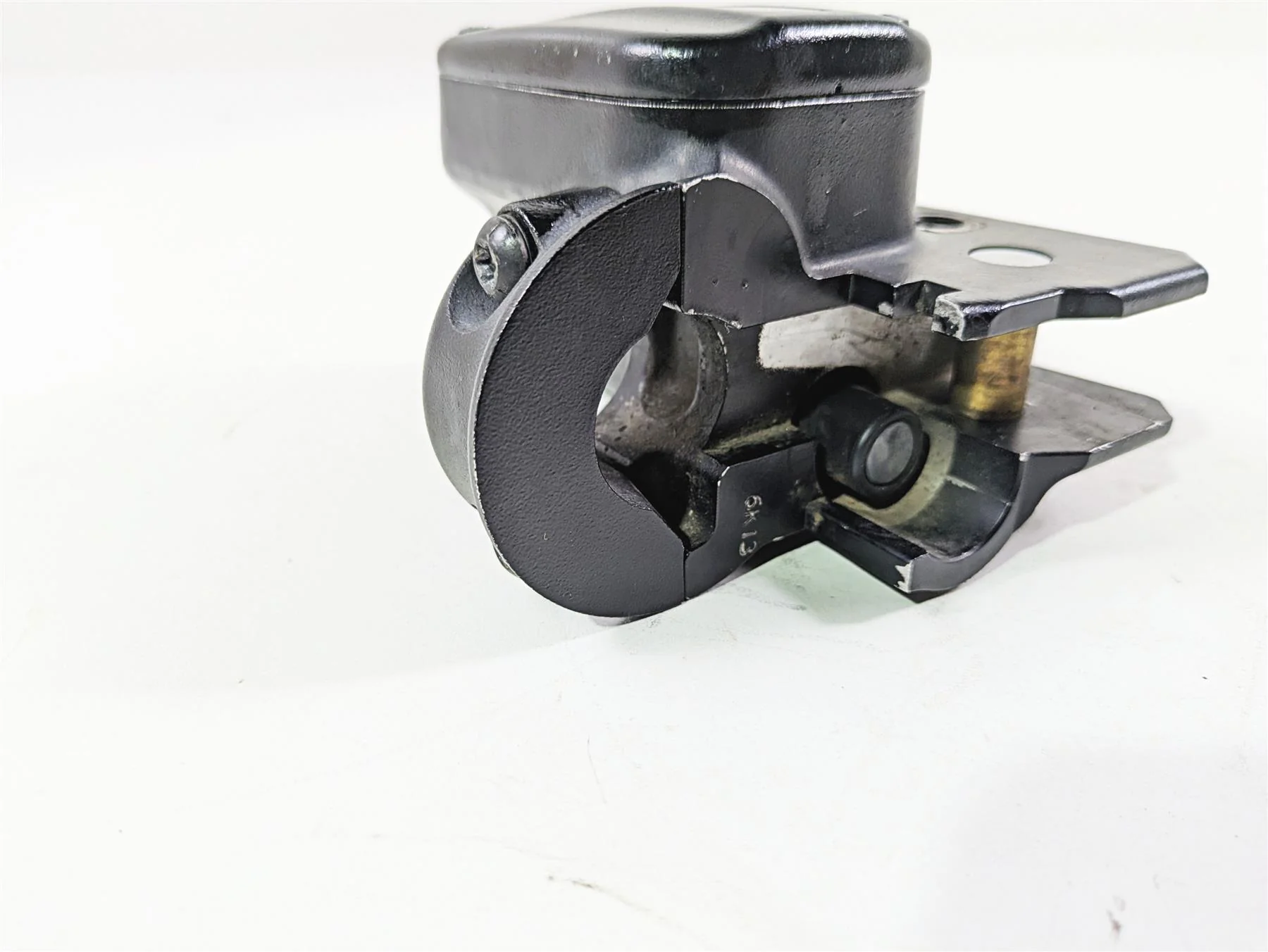 2017 Harley Softail Heritage Classic FLSTC Front Brake Master Cylinder 41700233 - Image 6
