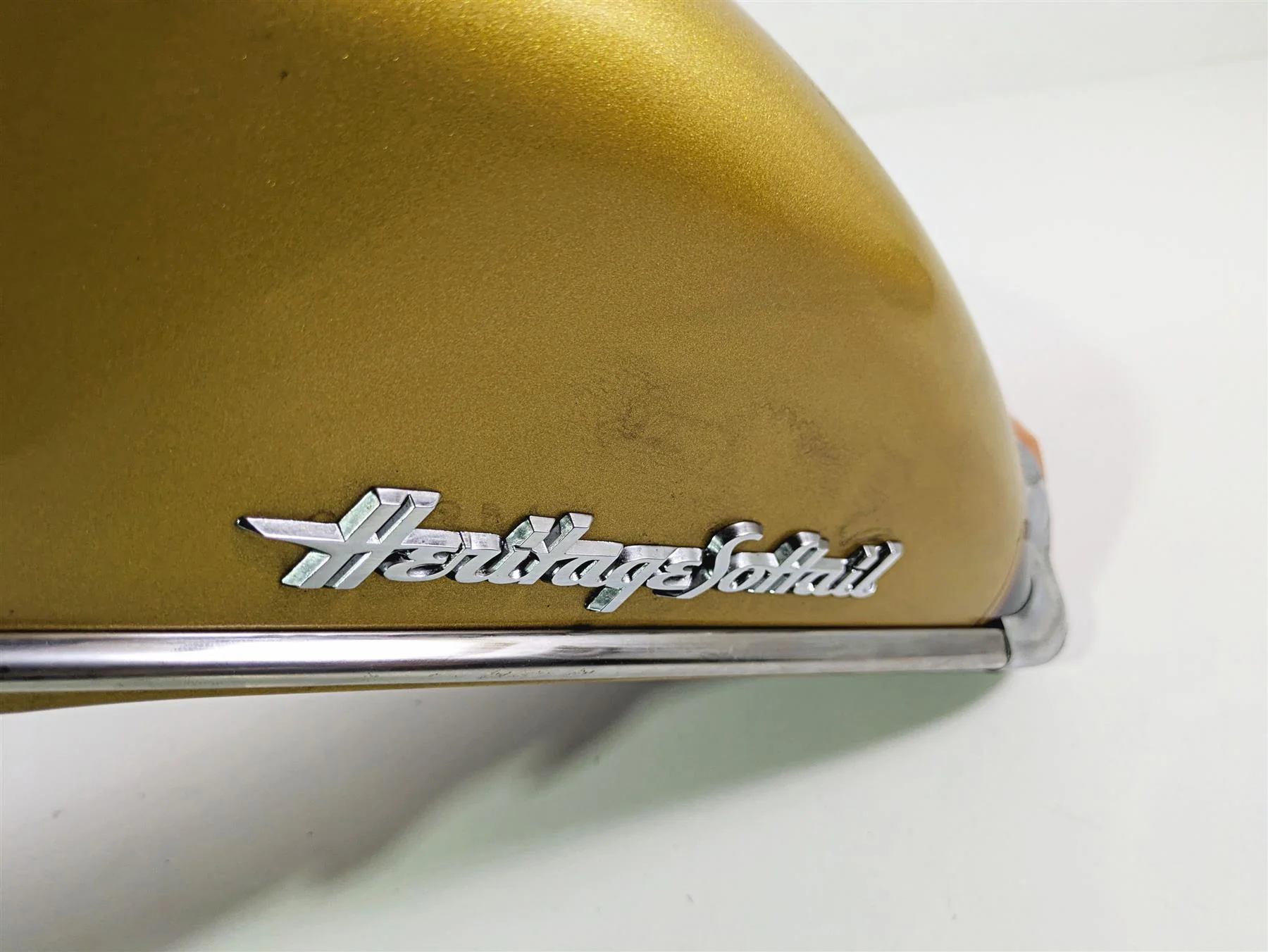 2017 Harley Softail Heritage Classic FLSTC Front Fender 2-Tone 59129-09 - Image 7