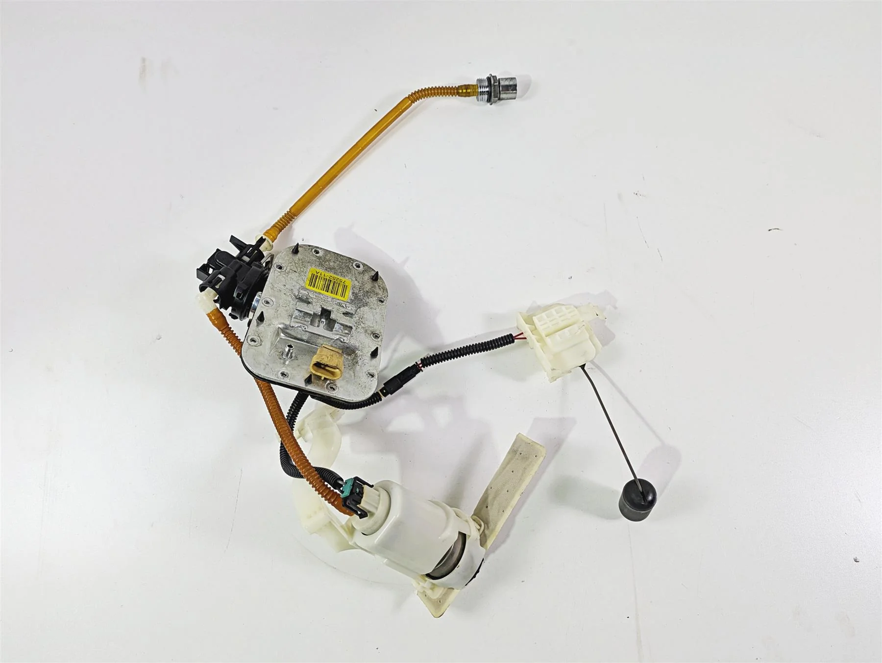 2017 Harley Softail Heritage Classic FLSTC Fuel Gas Pump 75252-11A 75284-08A - Image 5