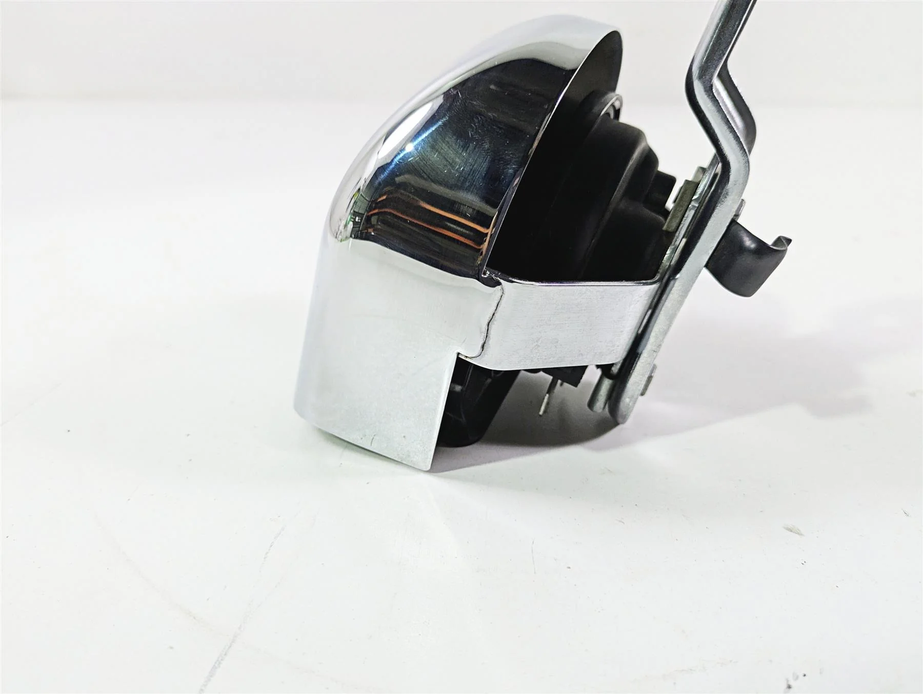 2017 Harley Softail Heritage Classic FLSTC Horn & Cover 61300478A 69060-90H - Image 7