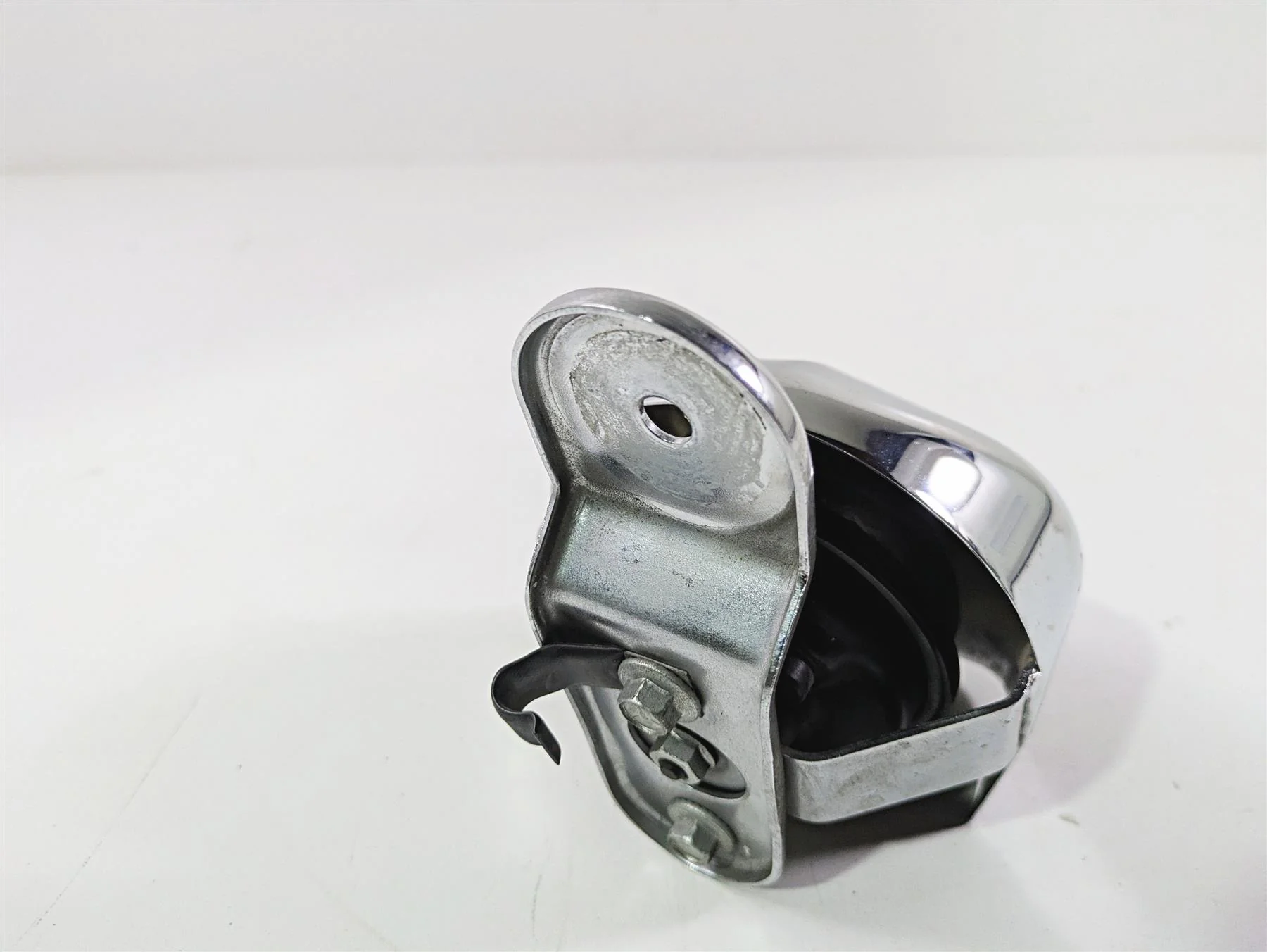 2017 Harley Softail Heritage Classic FLSTC Horn & Cover 61300478A 69060-90H - Image 9