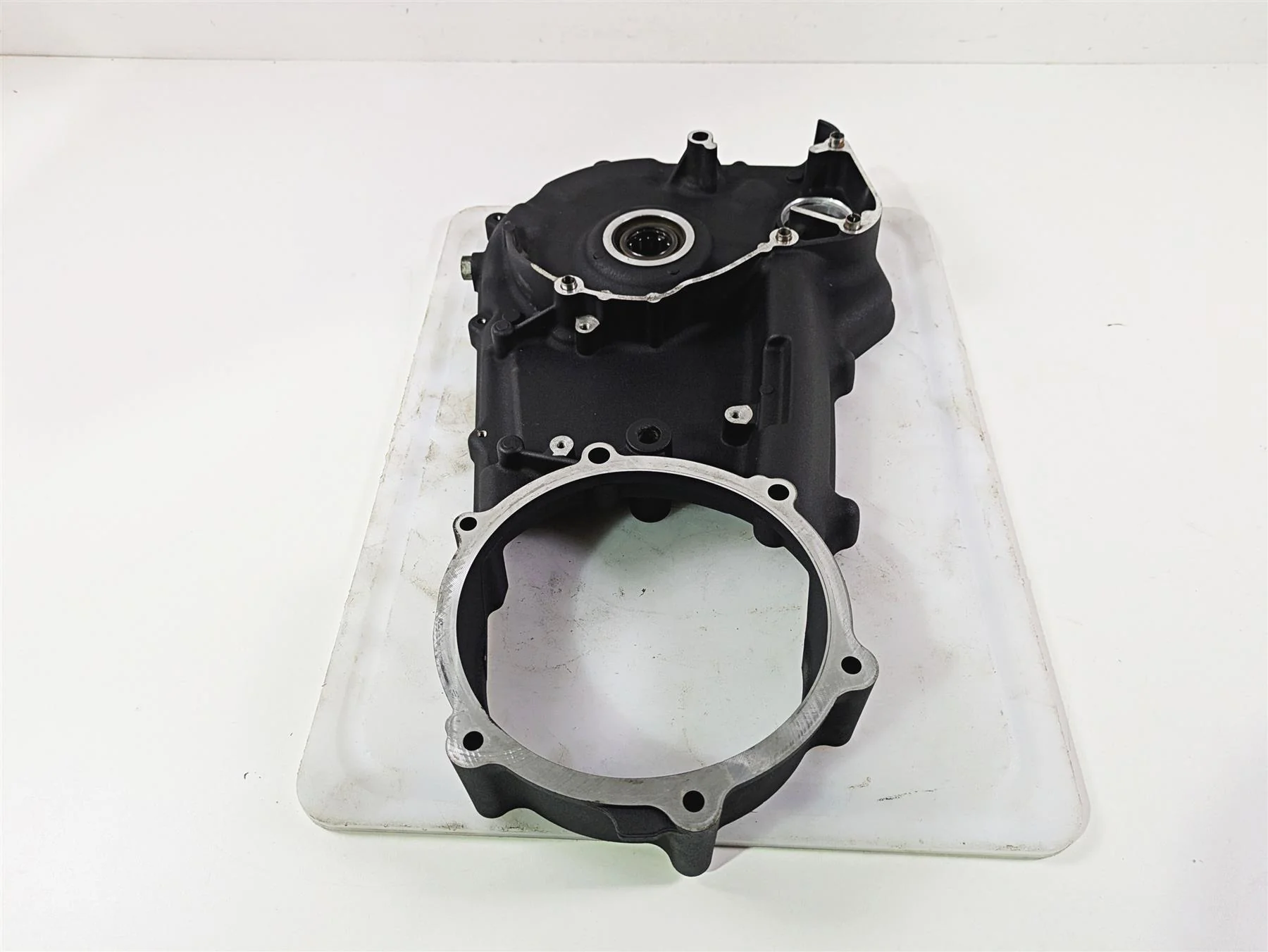 2017 Harley Softail Heritage Classic FLSTC Inner Primary Clutch Cover 60681-06C - Image 2