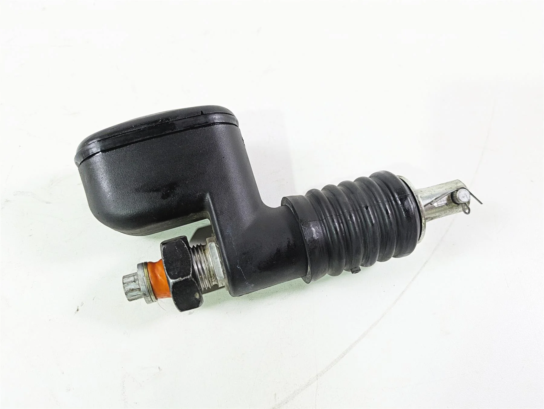 2017 Harley Softail Heritage Classic FLSTC Rear Brake Master Cylinder 41767-05E - Image 7