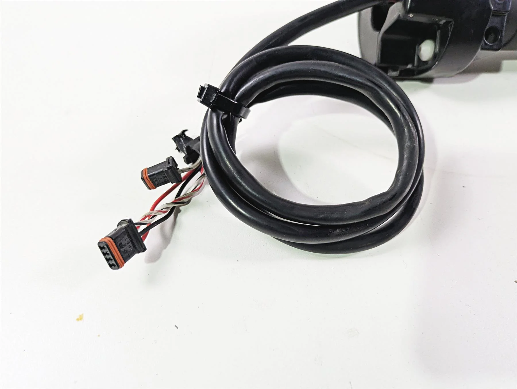 2017 Harley Softail Heritage Classic FLSTC Right Hand Control Switch 71500297 - Image 9