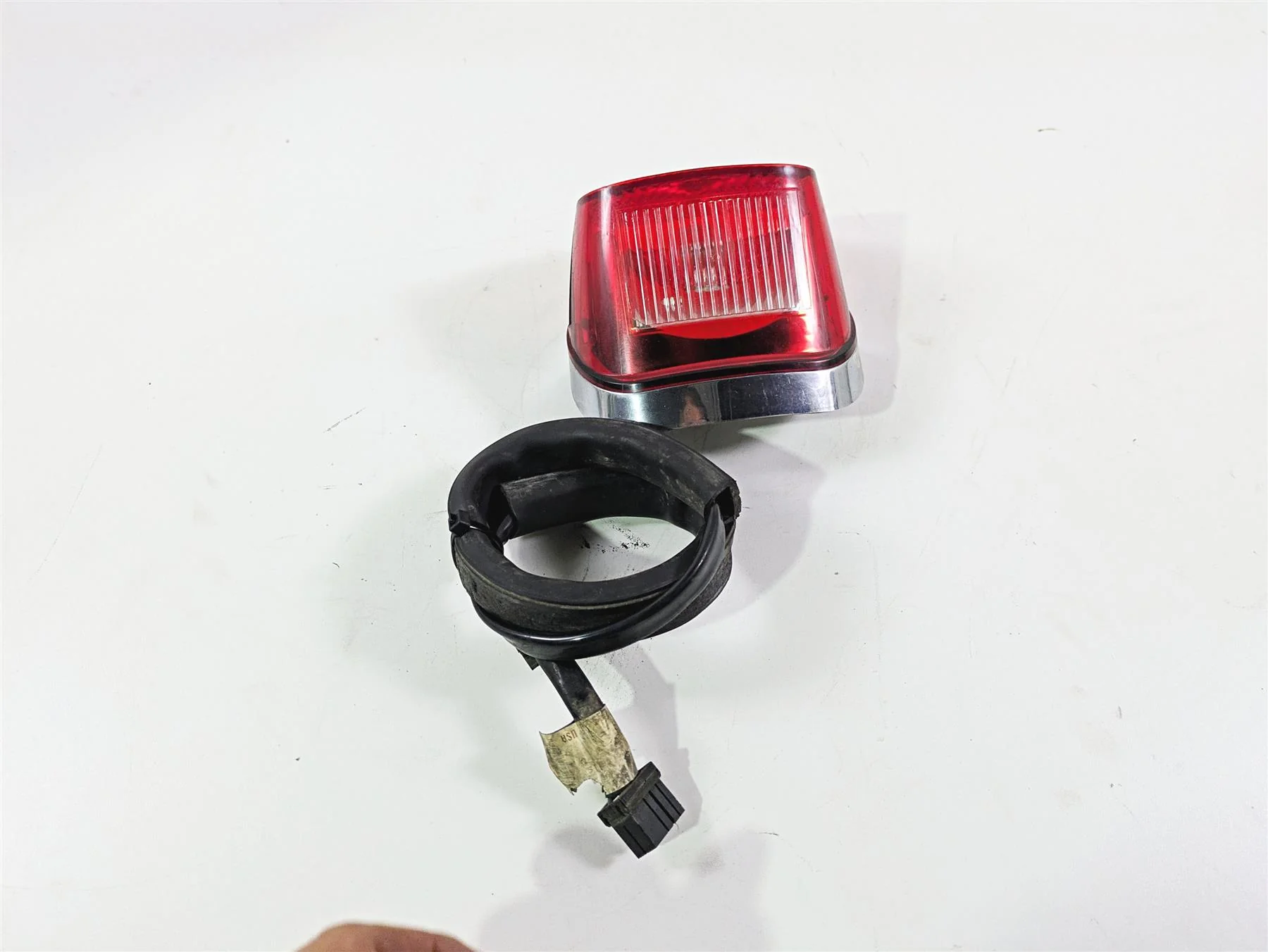 2017 Harley Softail Heritage Classic FLSTC Taillight Tail Light 68369-03 - Image 3