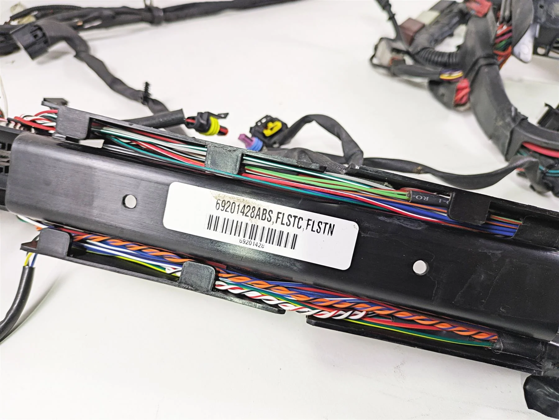 2017 Harley Softail Heritage Classic FLSTC Wiring Harness Loom - Abs 69201428 - Image 2