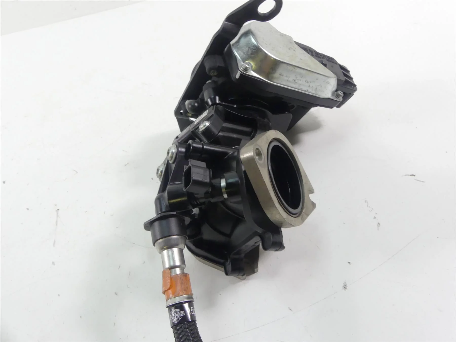 2017 Harley Touring FLHTKL Electra Glide Throttle Body Fuel Injection 27300121 - Image 4