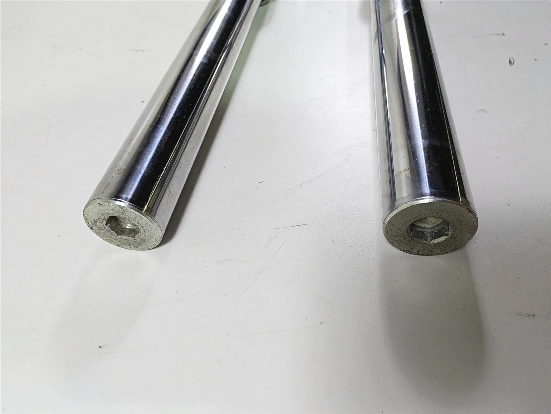 2017 Harley Touring FLHTKSE CVO E-Glide Chrome Front Forks 49Mm 45400162 - Image 7