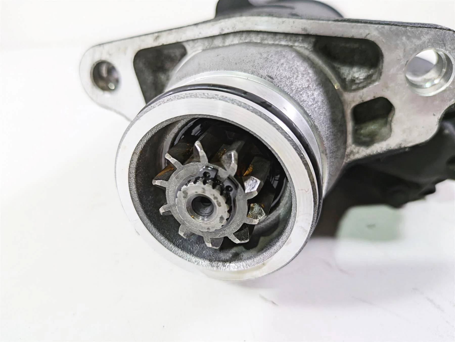2017 Harley Touring FLHTKSE CVO E-Glide Engine Starter Motor 31400053 - Image 12
