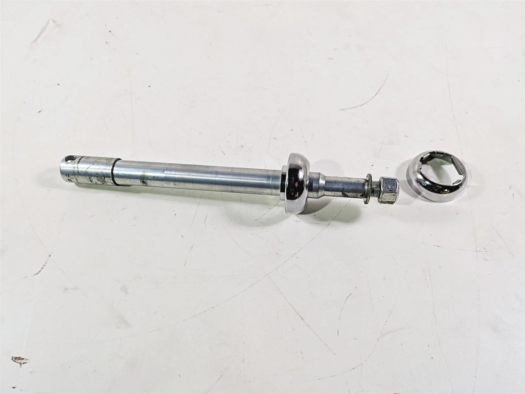 2017 Harley Touring FLHTKSE CVO E-Glide Front Axle Wheel Spindle 25mm 41547-07A